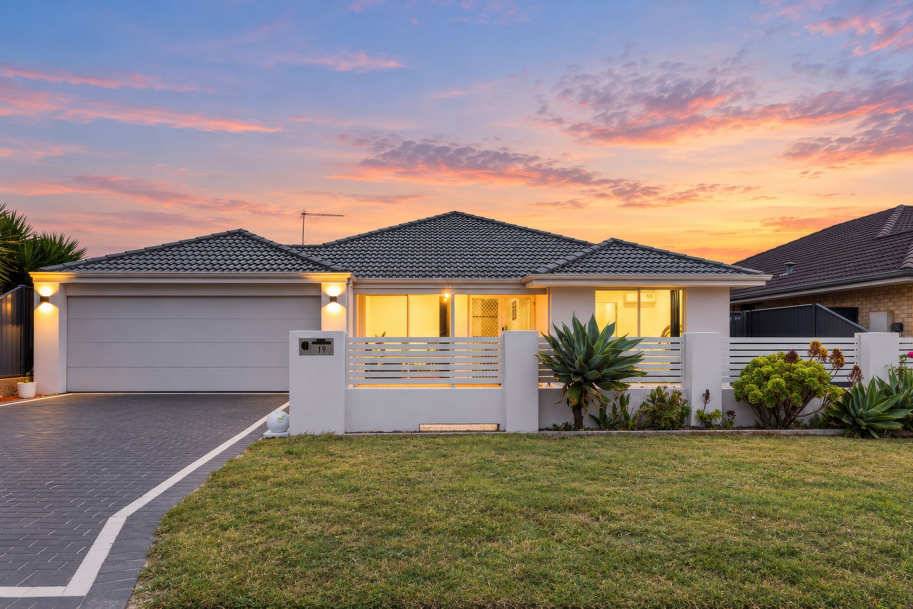19 Curacoa Way — photo from Ray White Armadale City
