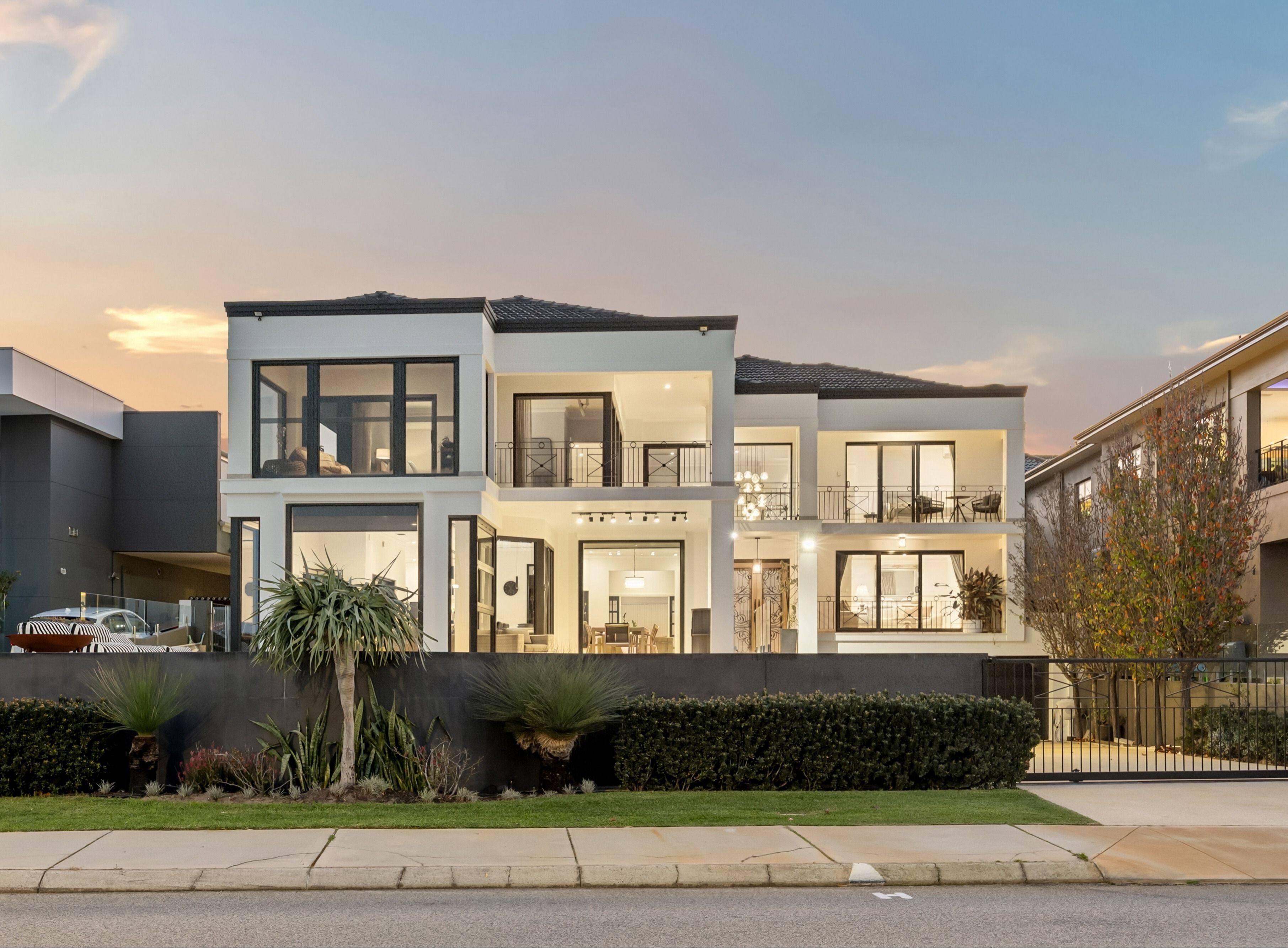 135 The Esplanade — photo from Ray White Dalkeith Claremont Fremantle - Dalkeith Location