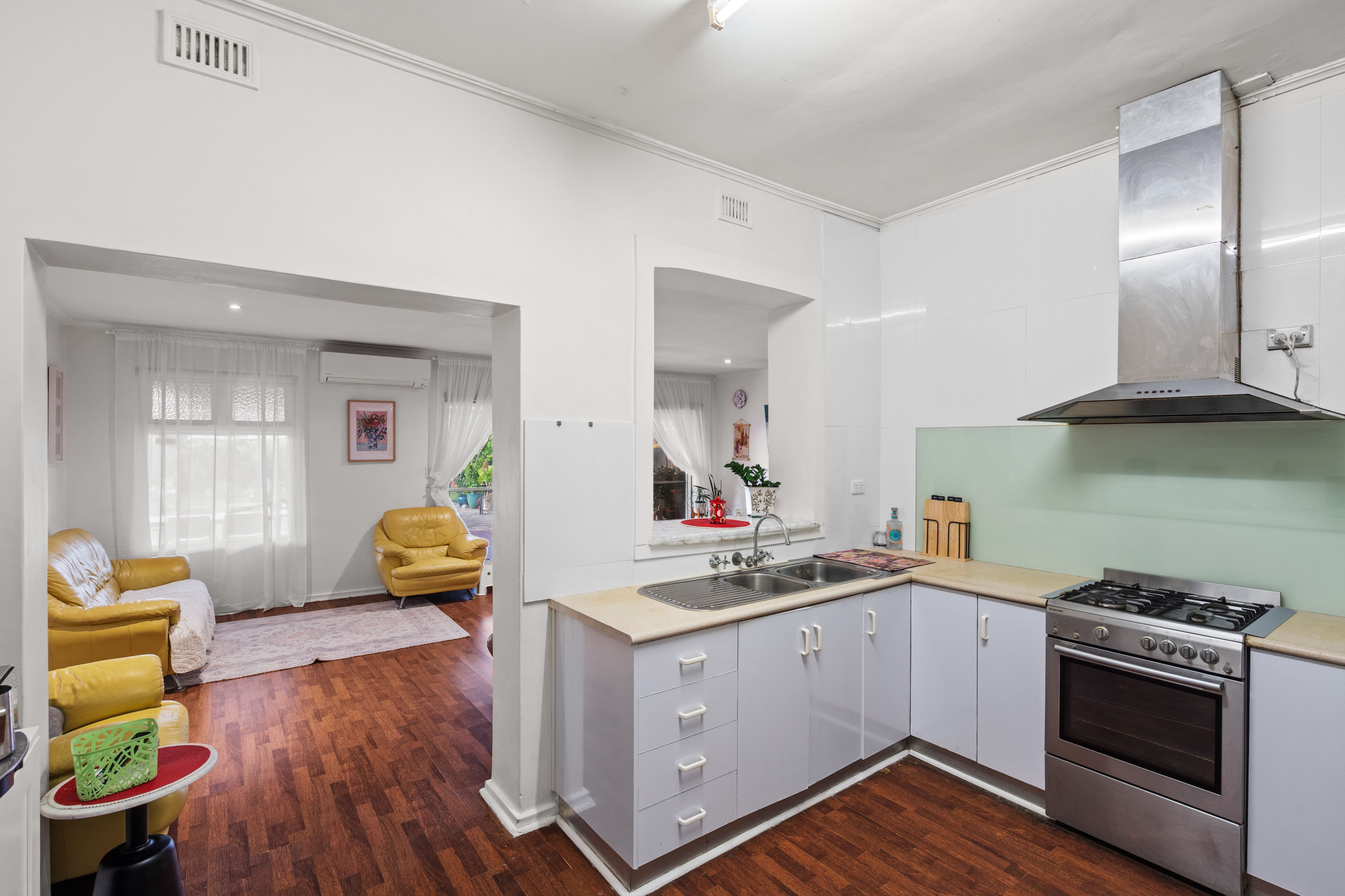 46 Alexandra Street — photo 13 of 30