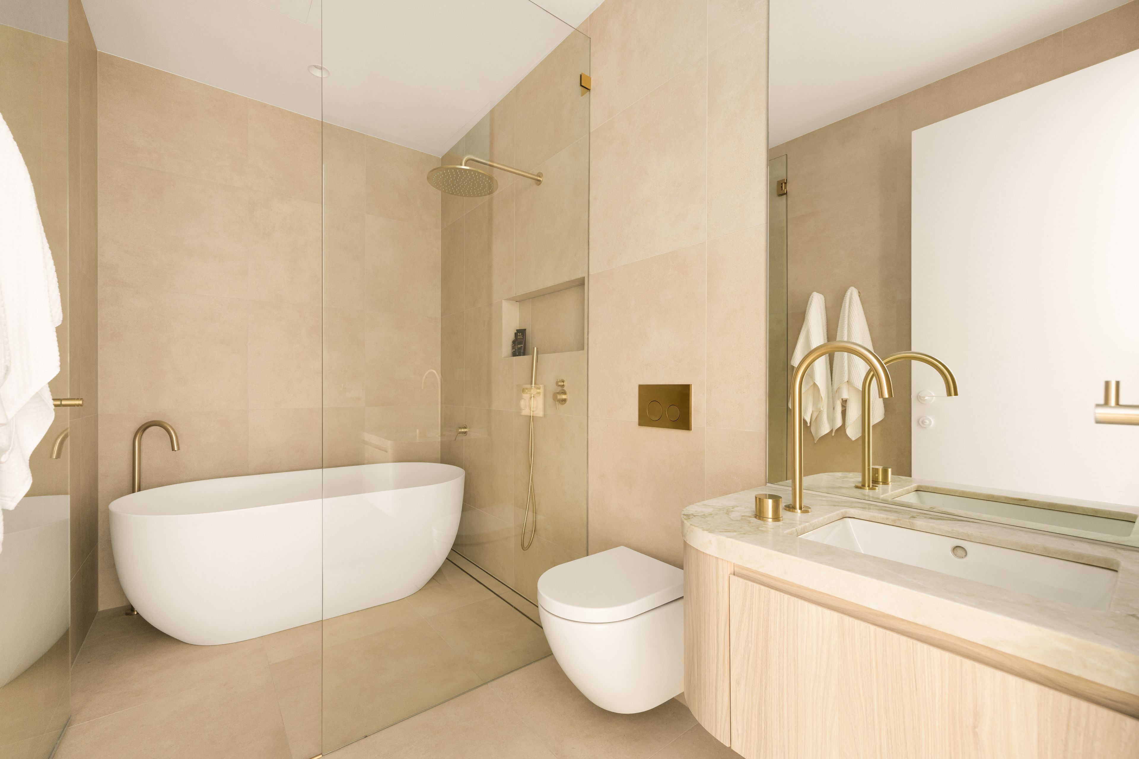 Residence 2/23 Hardy Street — photo 16 of 18