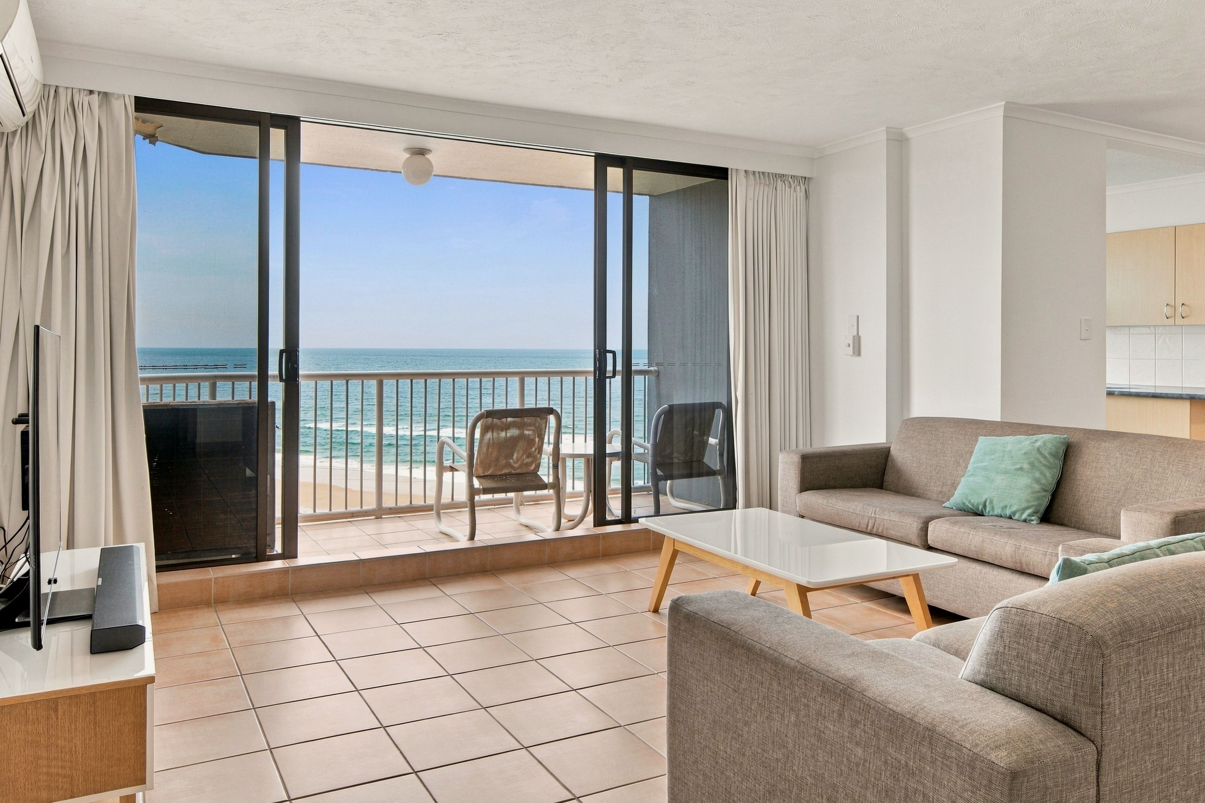 11B/3277 Surfers Paradise Boulevard — photo 3 of 17