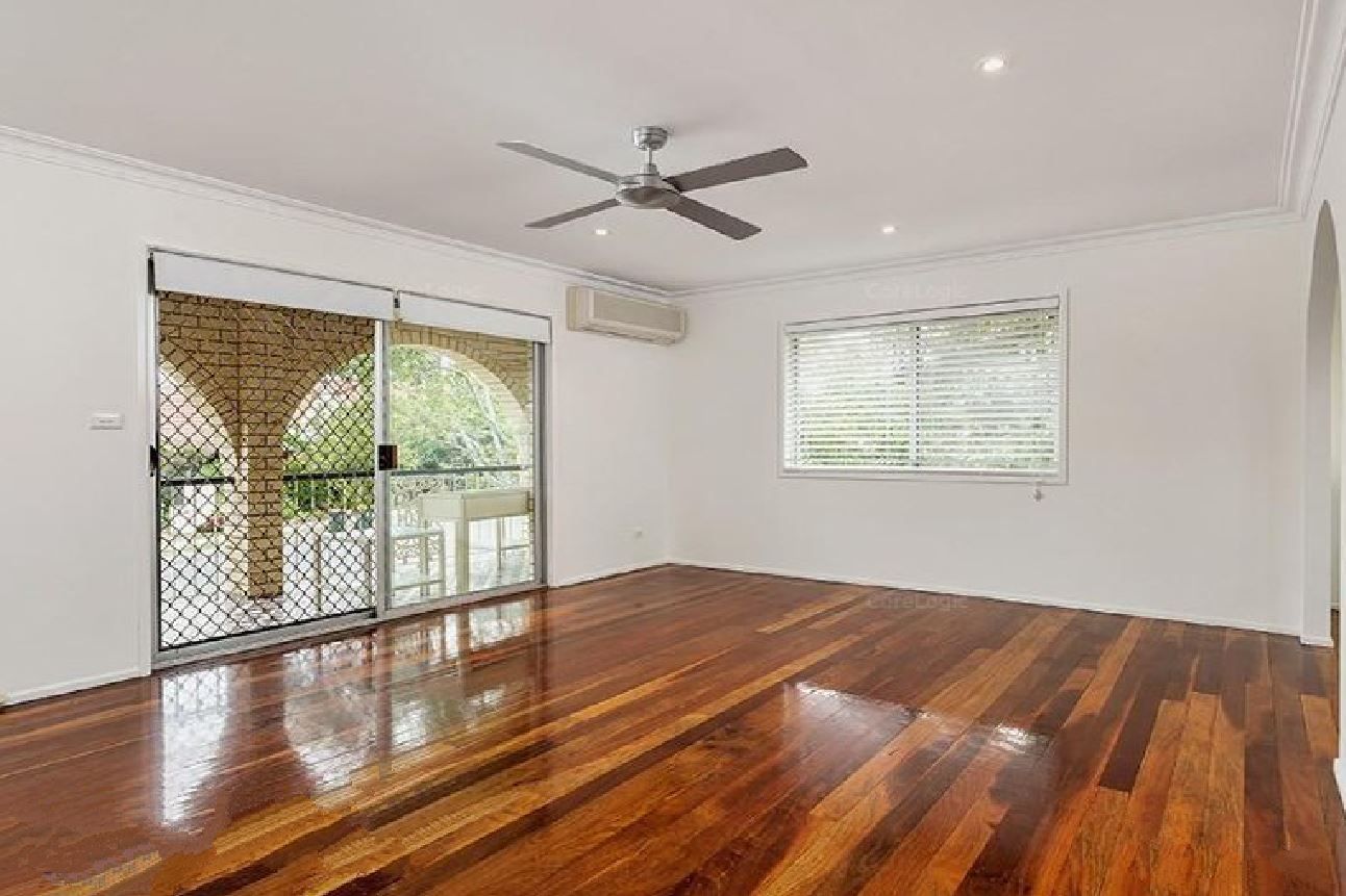 8 Fulton Street, Wishart, QLD 4122
