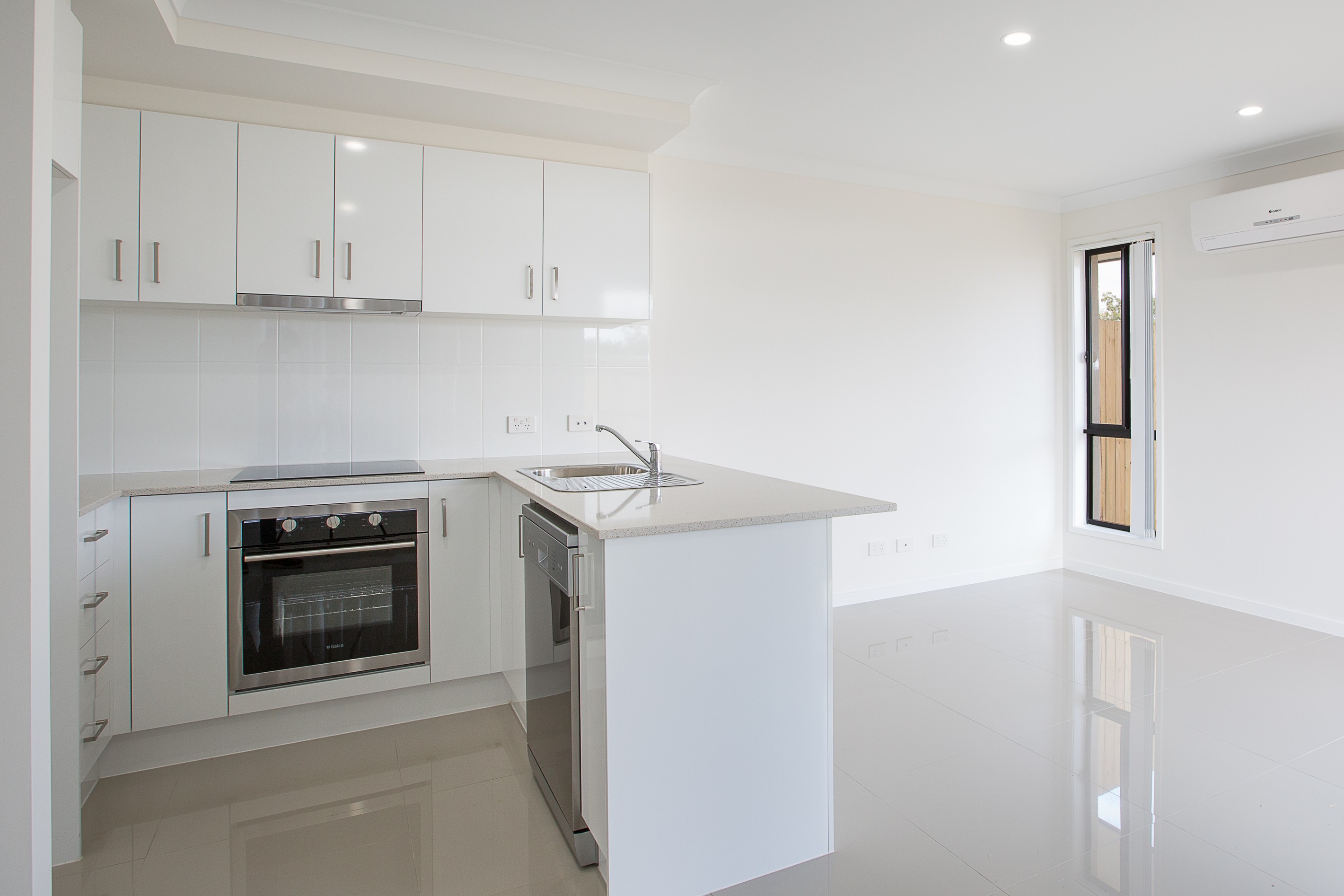 2/15 Carron Court, Brassall, QLD 4305