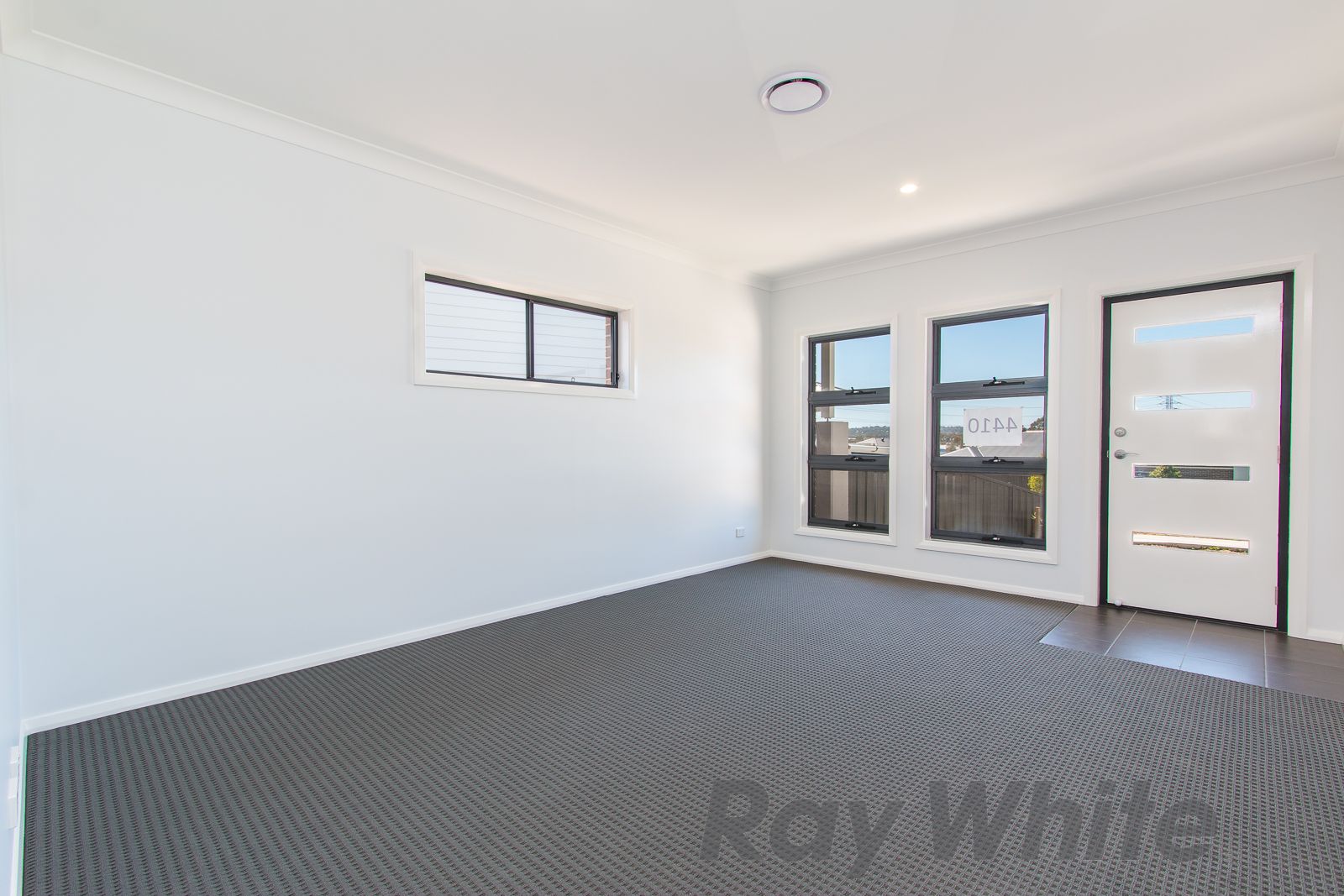 12 Kariba Close, MACQUARIE HILLS, NSW 2285