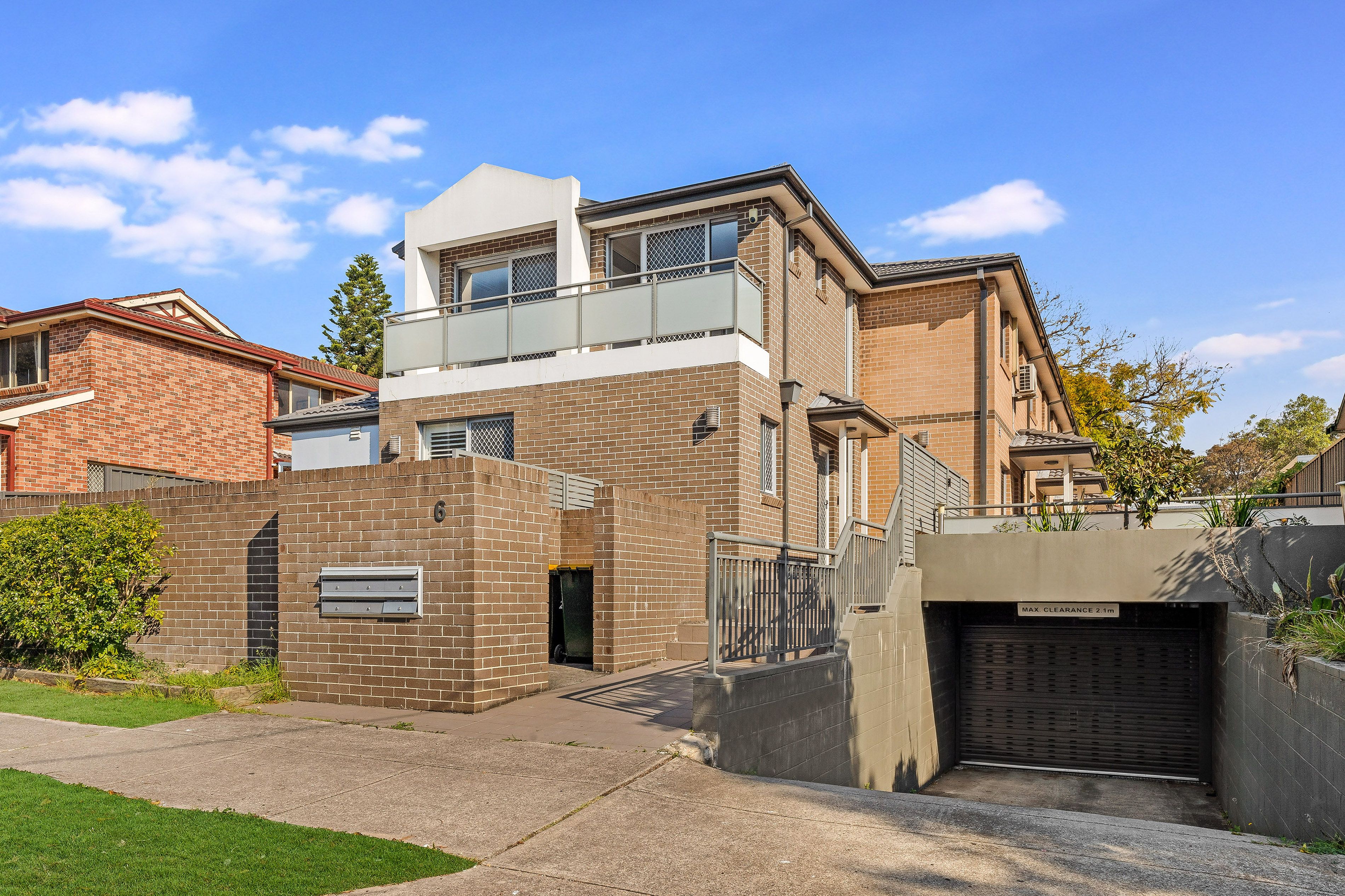 6 Graham Road, Narwee NSW 2209