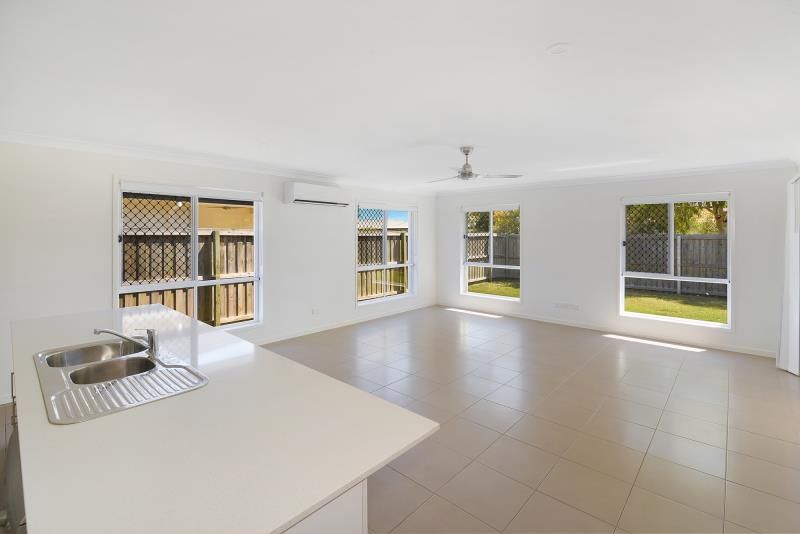 39 MacIntyre Crescent, Pelican Waters, QLD 4551