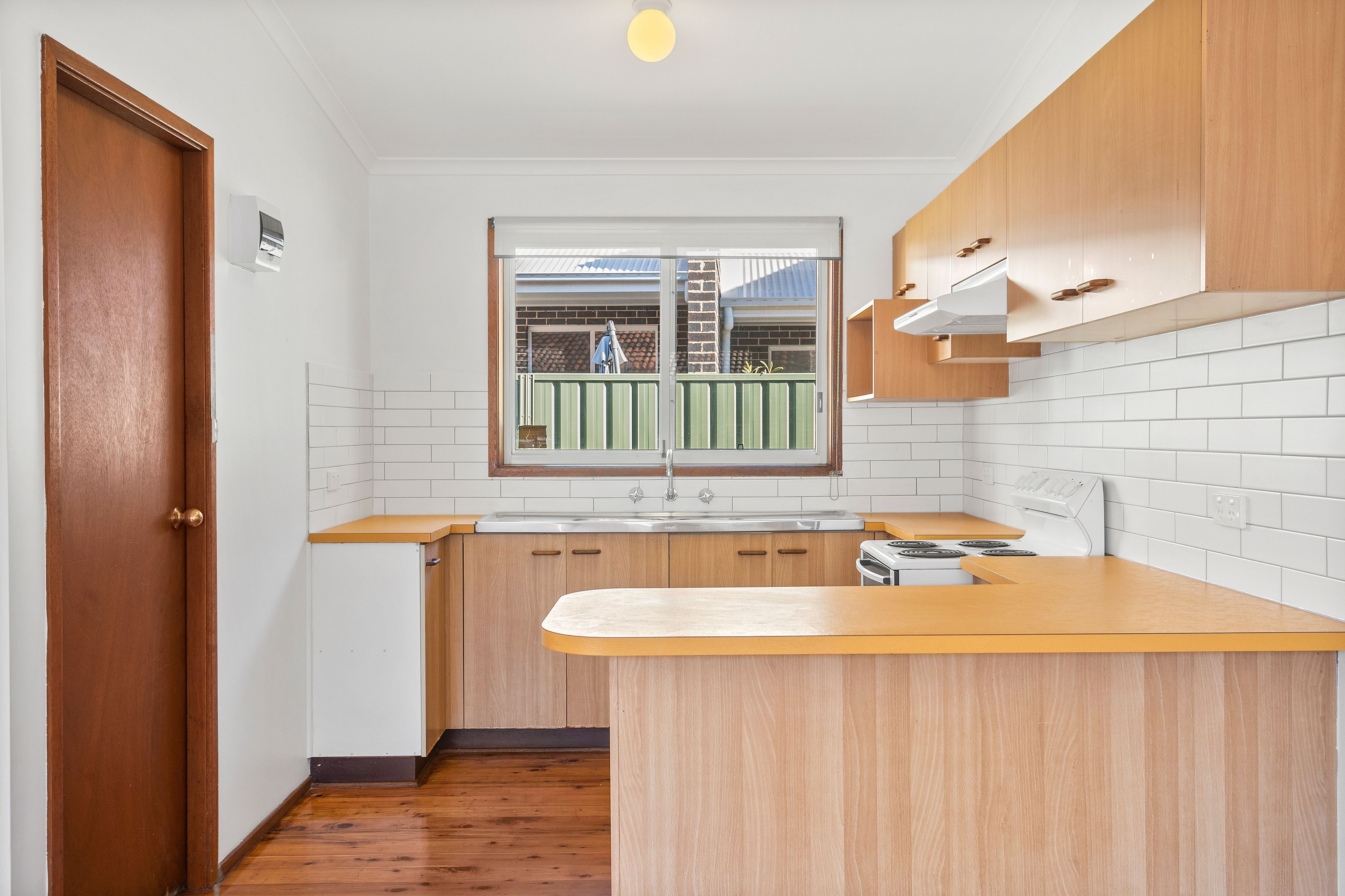 2/10 Werrang Street, Albion Park Rail, NSW 2527