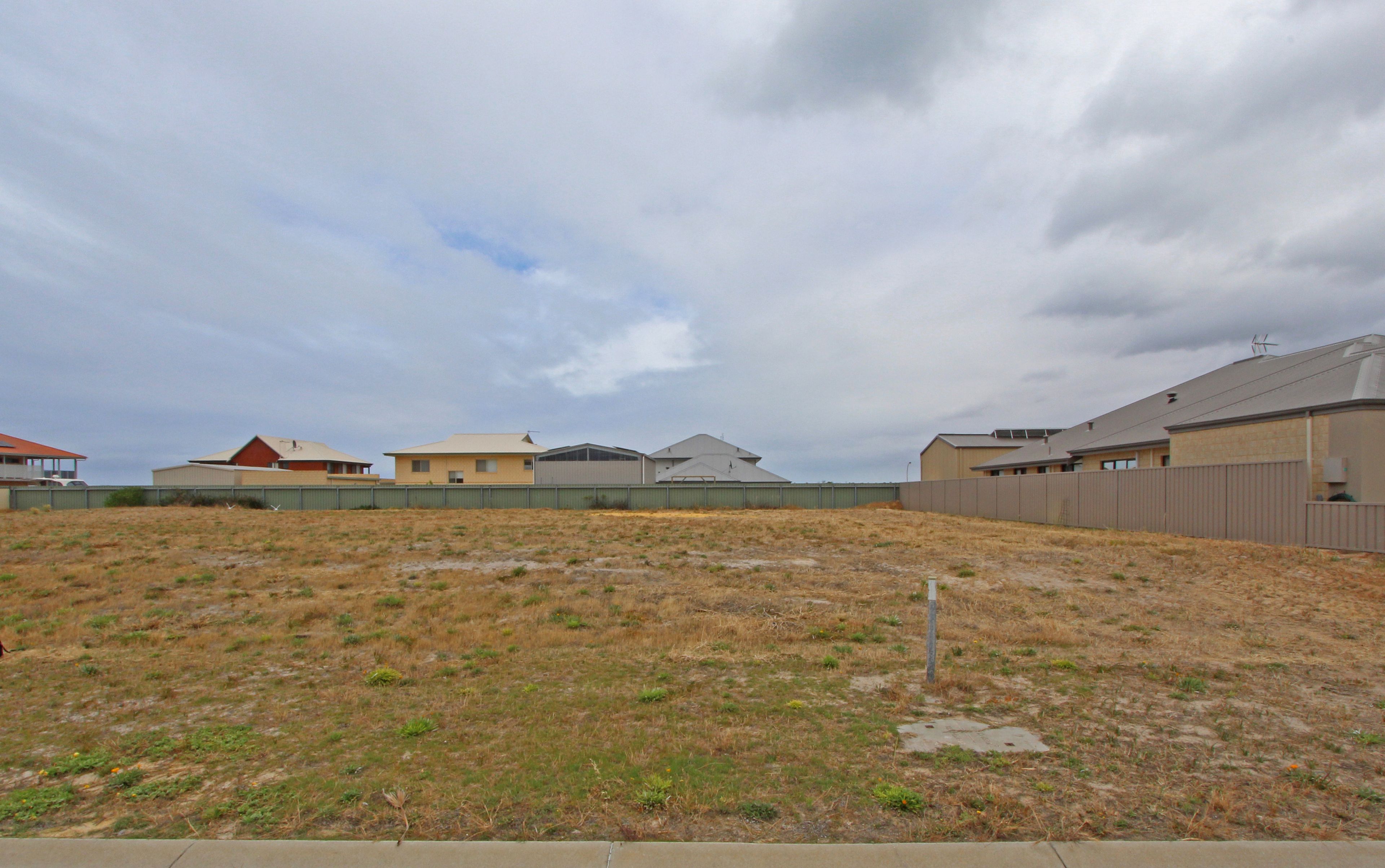 2 Melaleuca Way, Jurien Bay, WA 6516