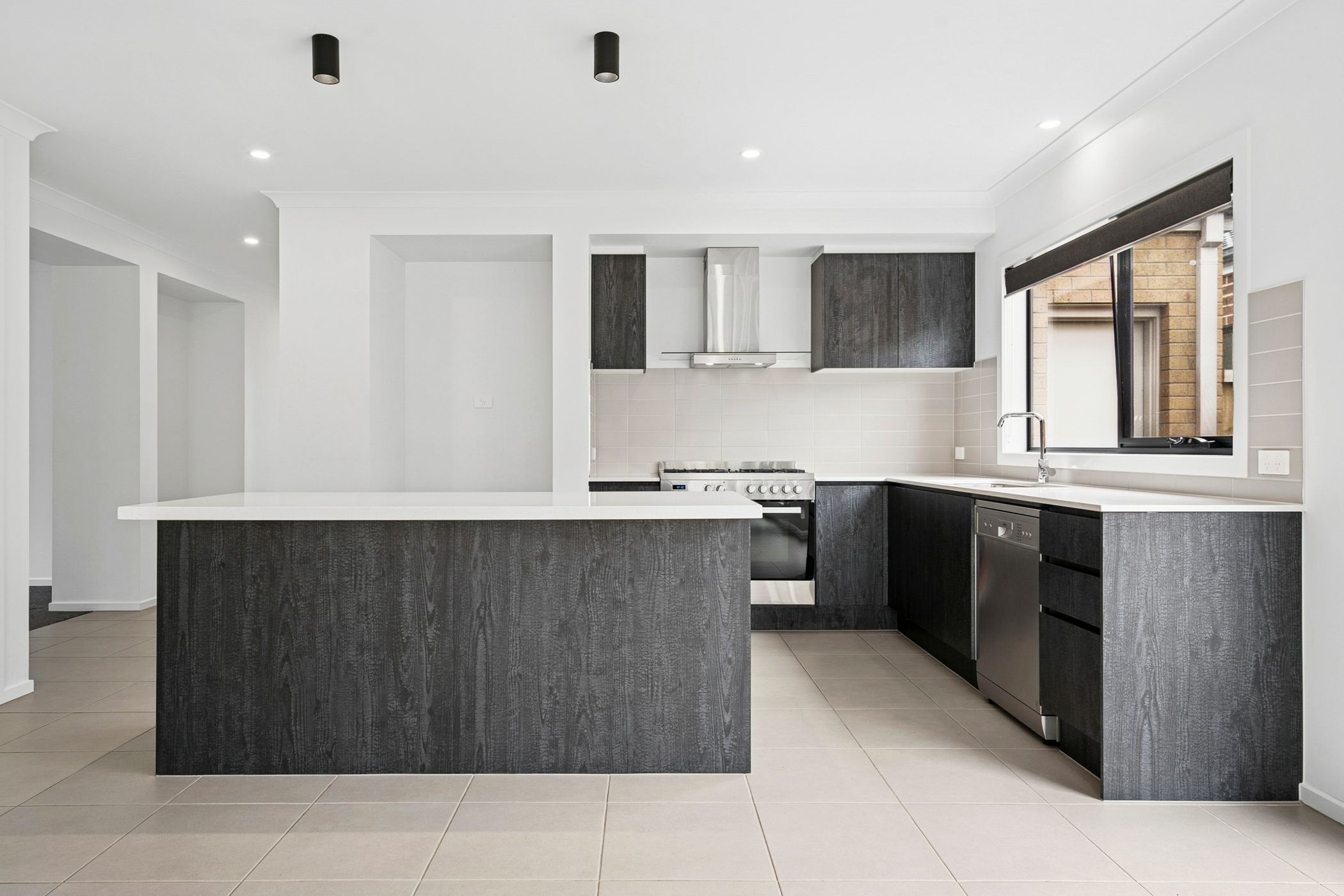 8 Sunlight Circuit, Lara, VIC 3212