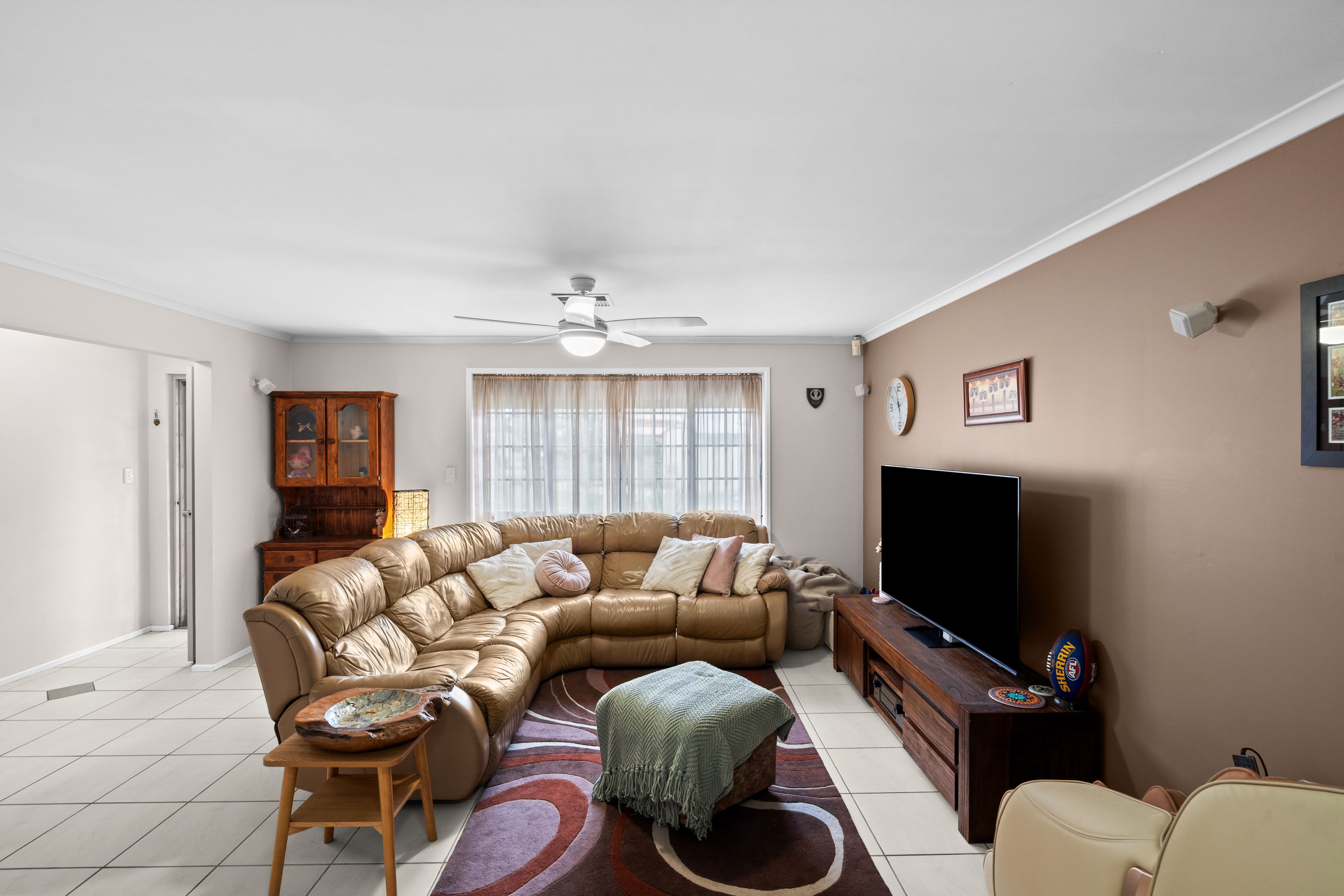 11 Minorca Court — photo 4 of 24
