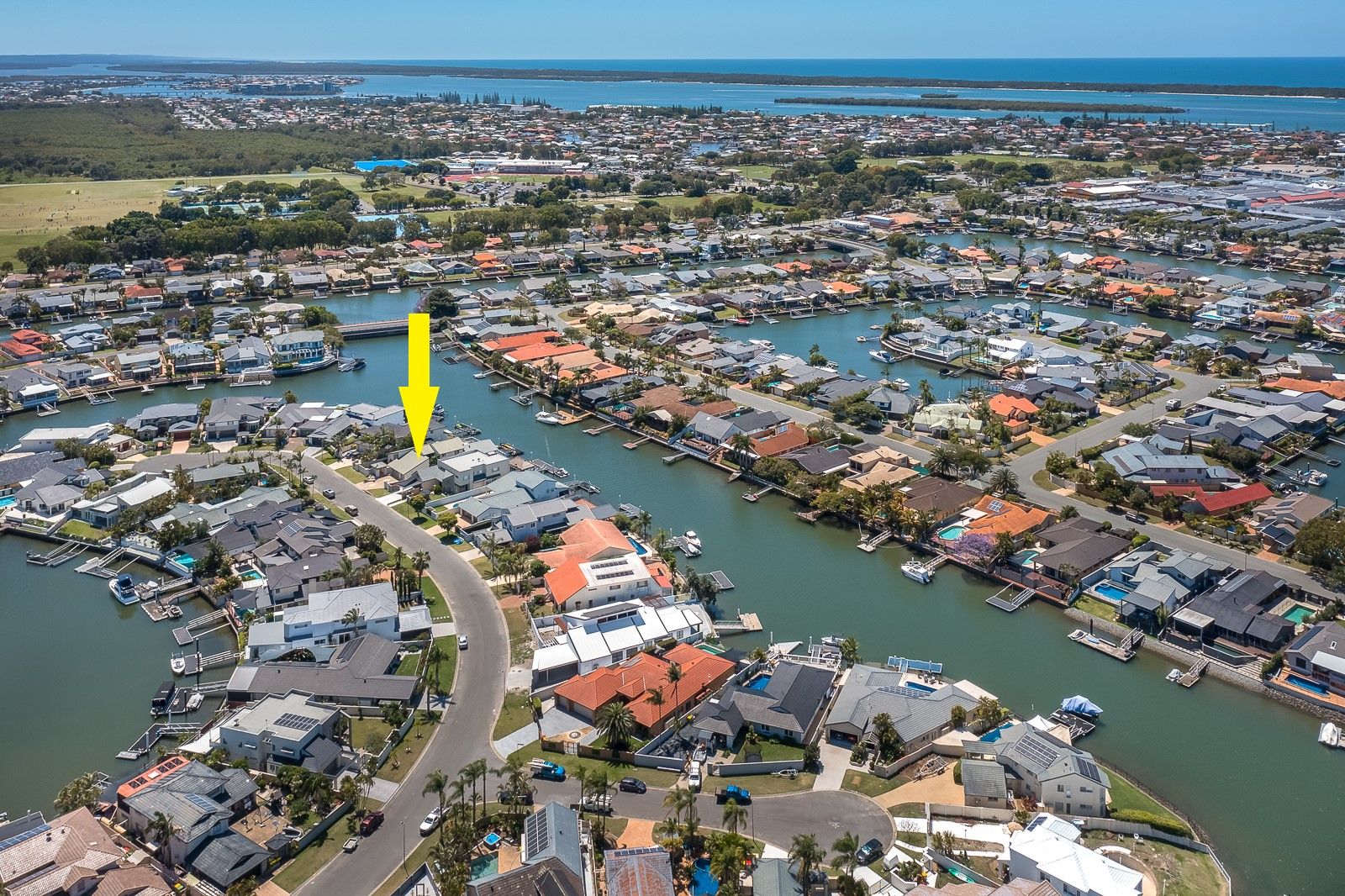 151 Pebble Beach Drive, Runaway Bay, QLD 4216