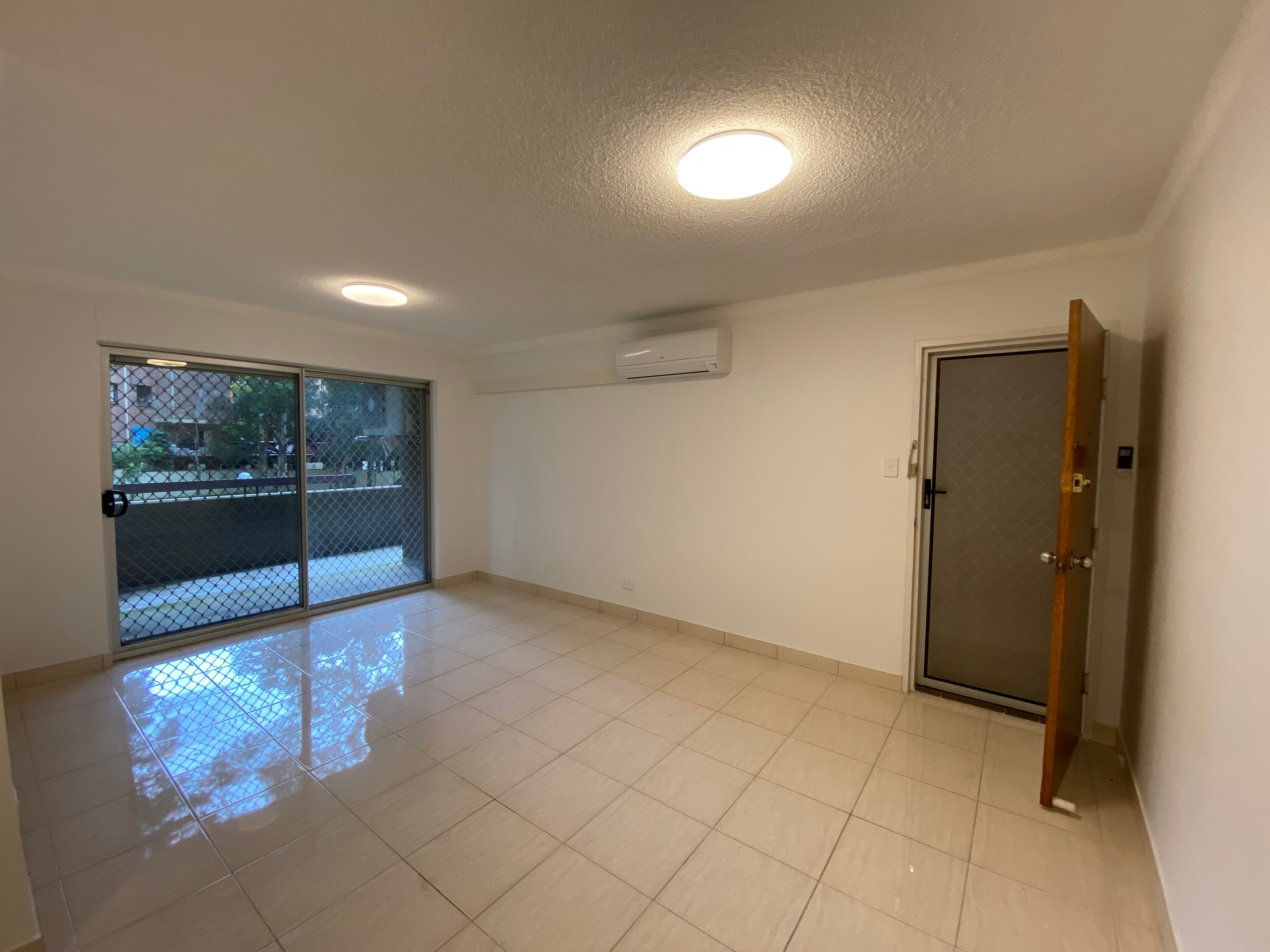 1/162 Sandal Crescent, Carramar, NSW 2163