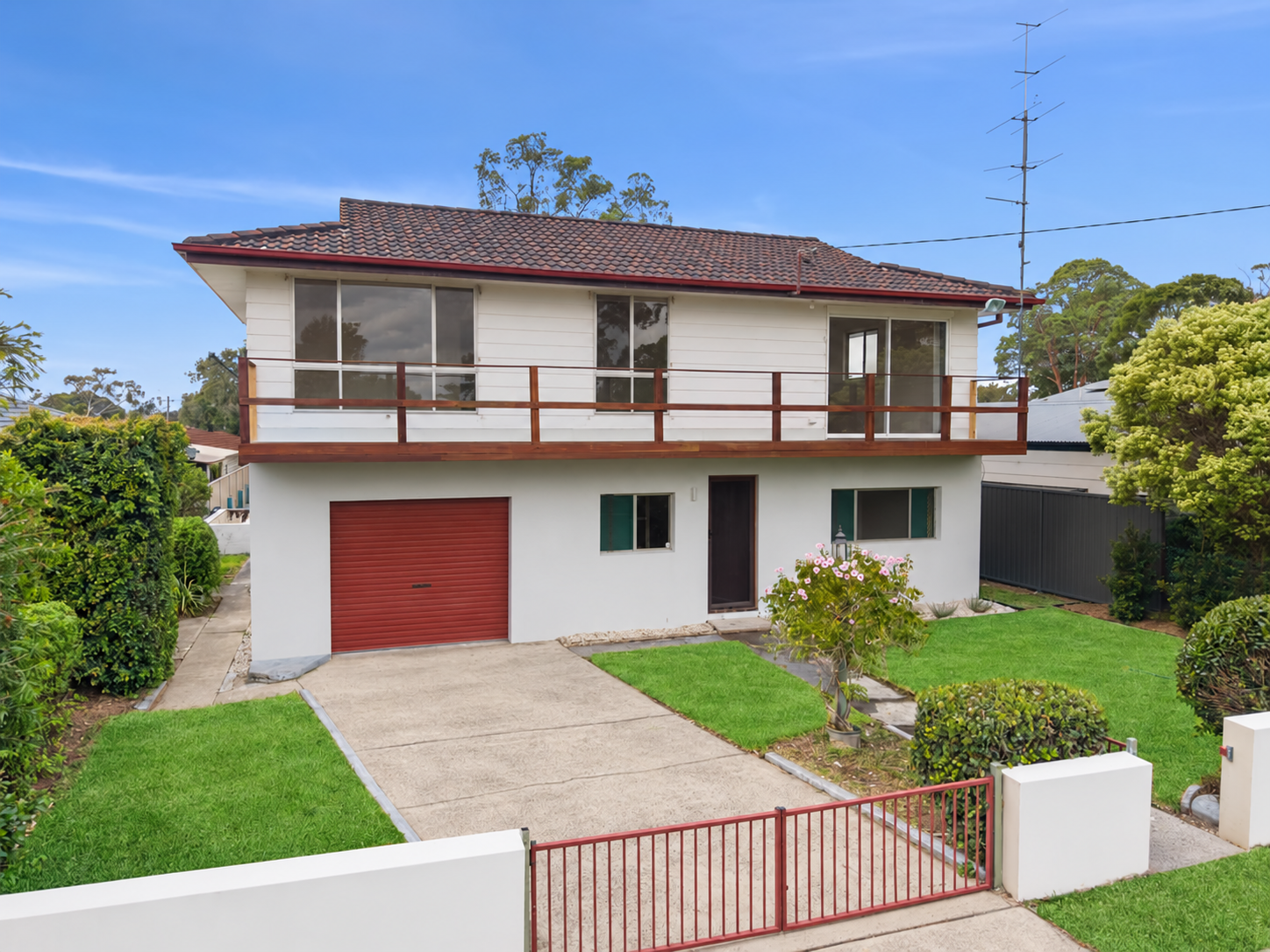 34 Vales Road — photo from Ray White Charmhaven