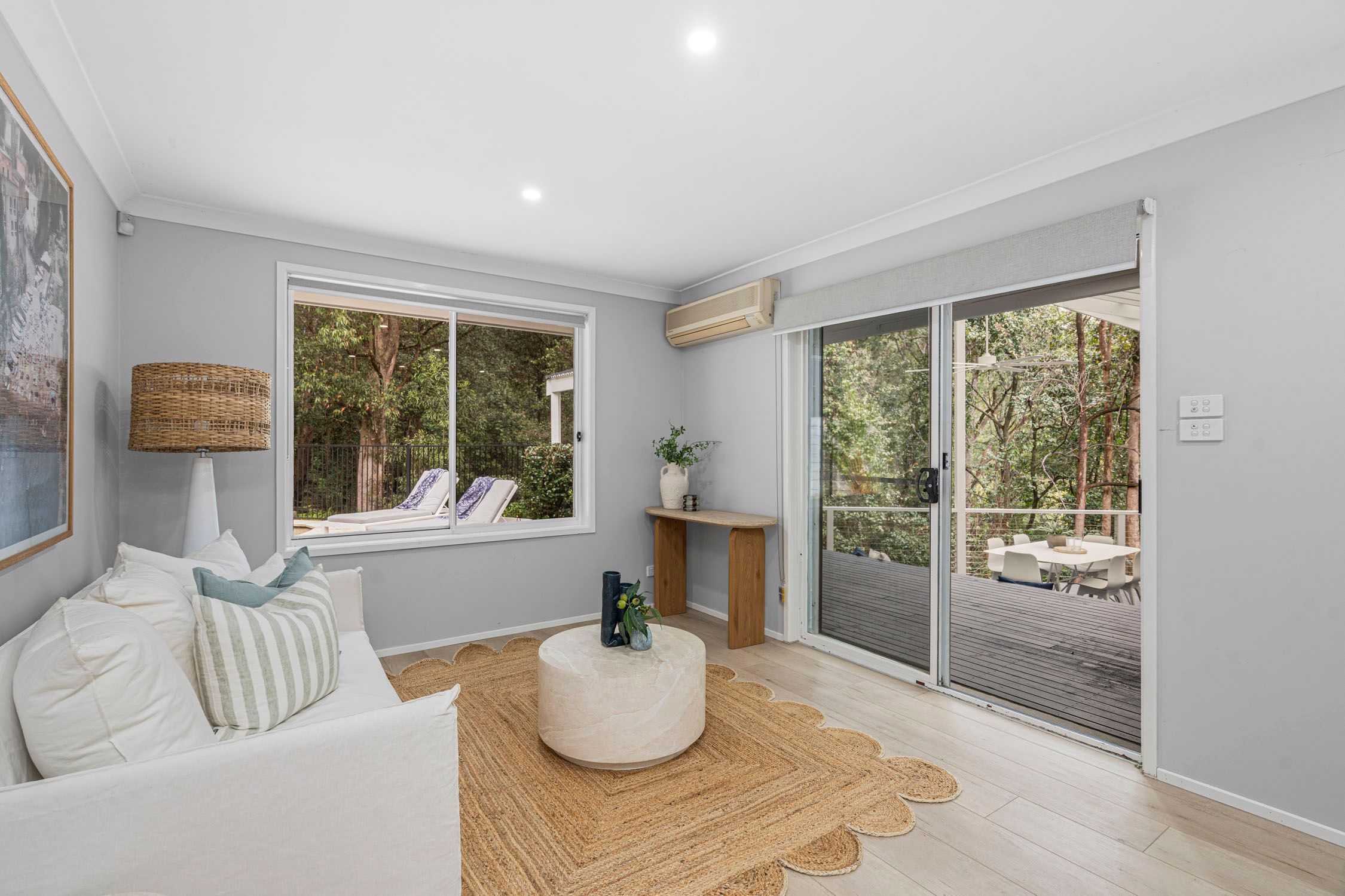 12 Sandringham Close — photo 7 of 18