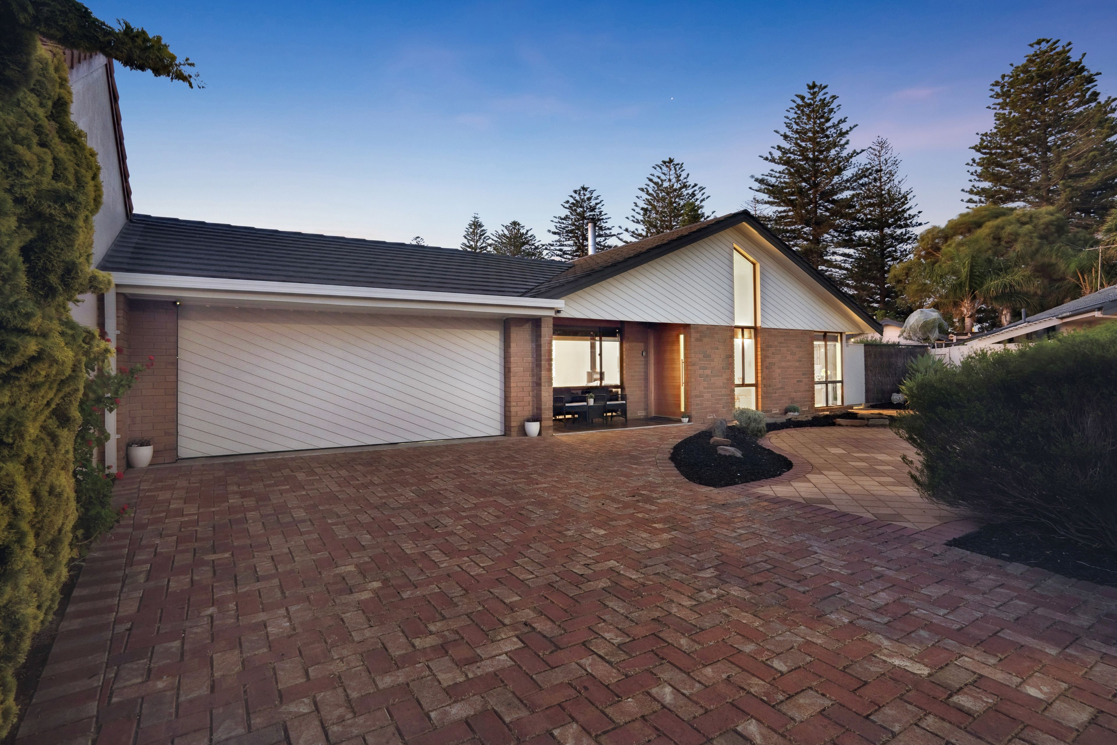 2 Azzurra Court, North Haven, SA 5018