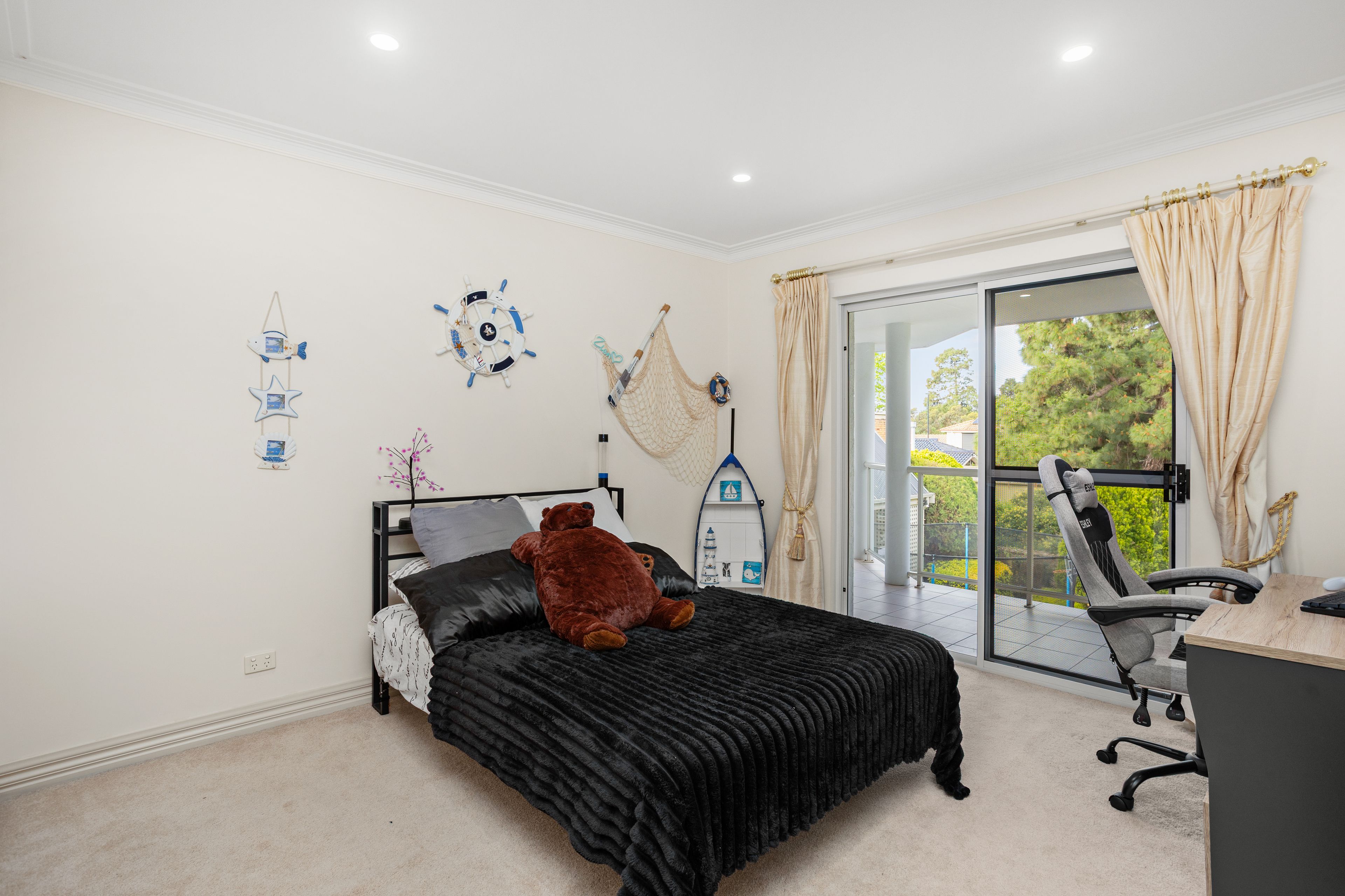 1 Willingale Avenue — photo 17 of 30