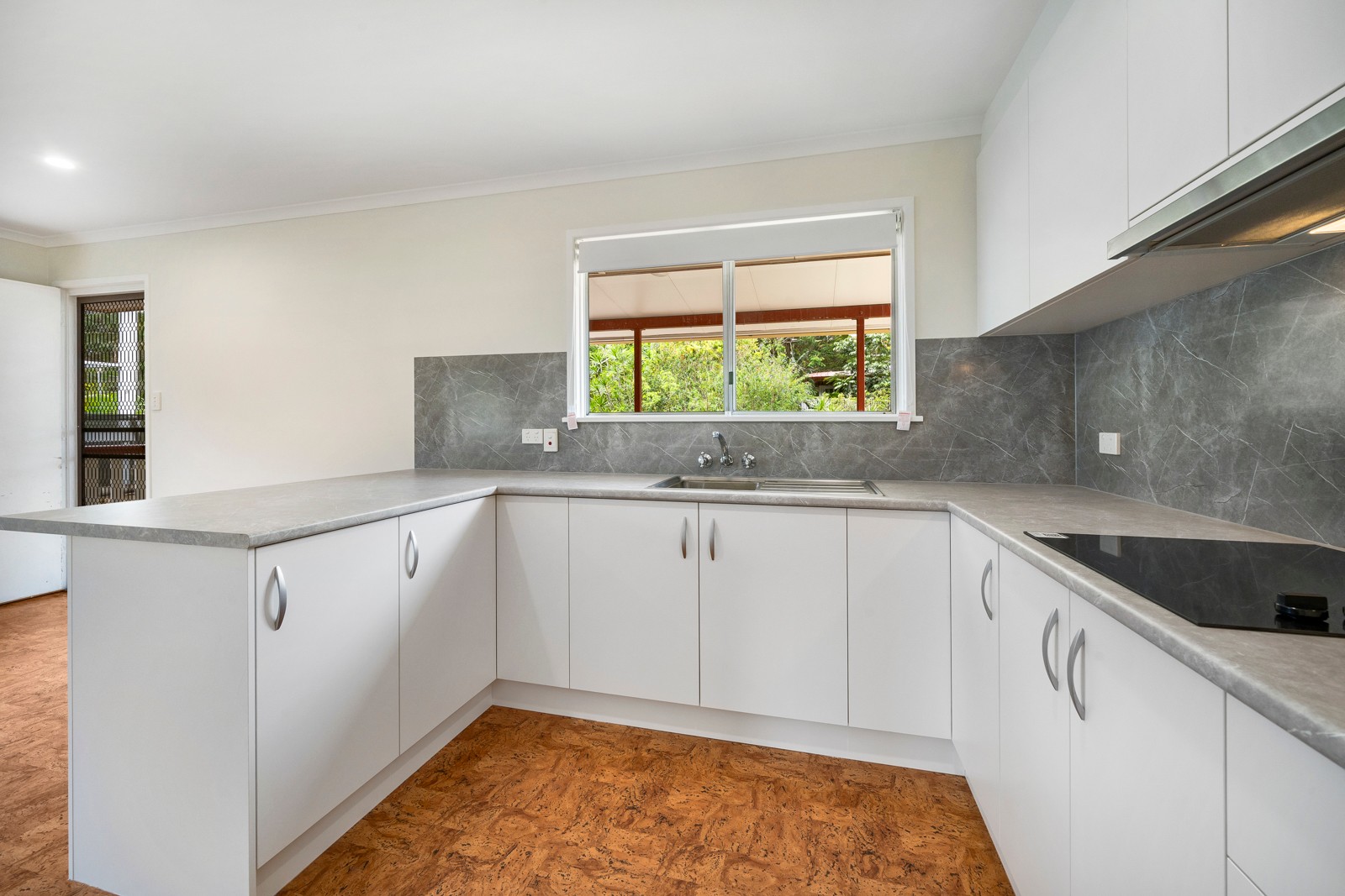 8 Claragh Court, Kallangur, QLD 4503