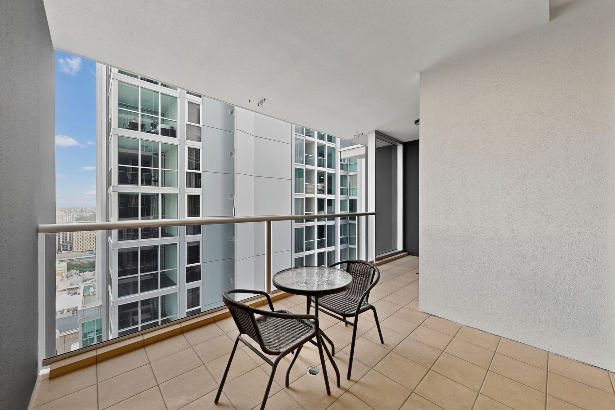 3207/70 Mary Street — photo 10 of 19