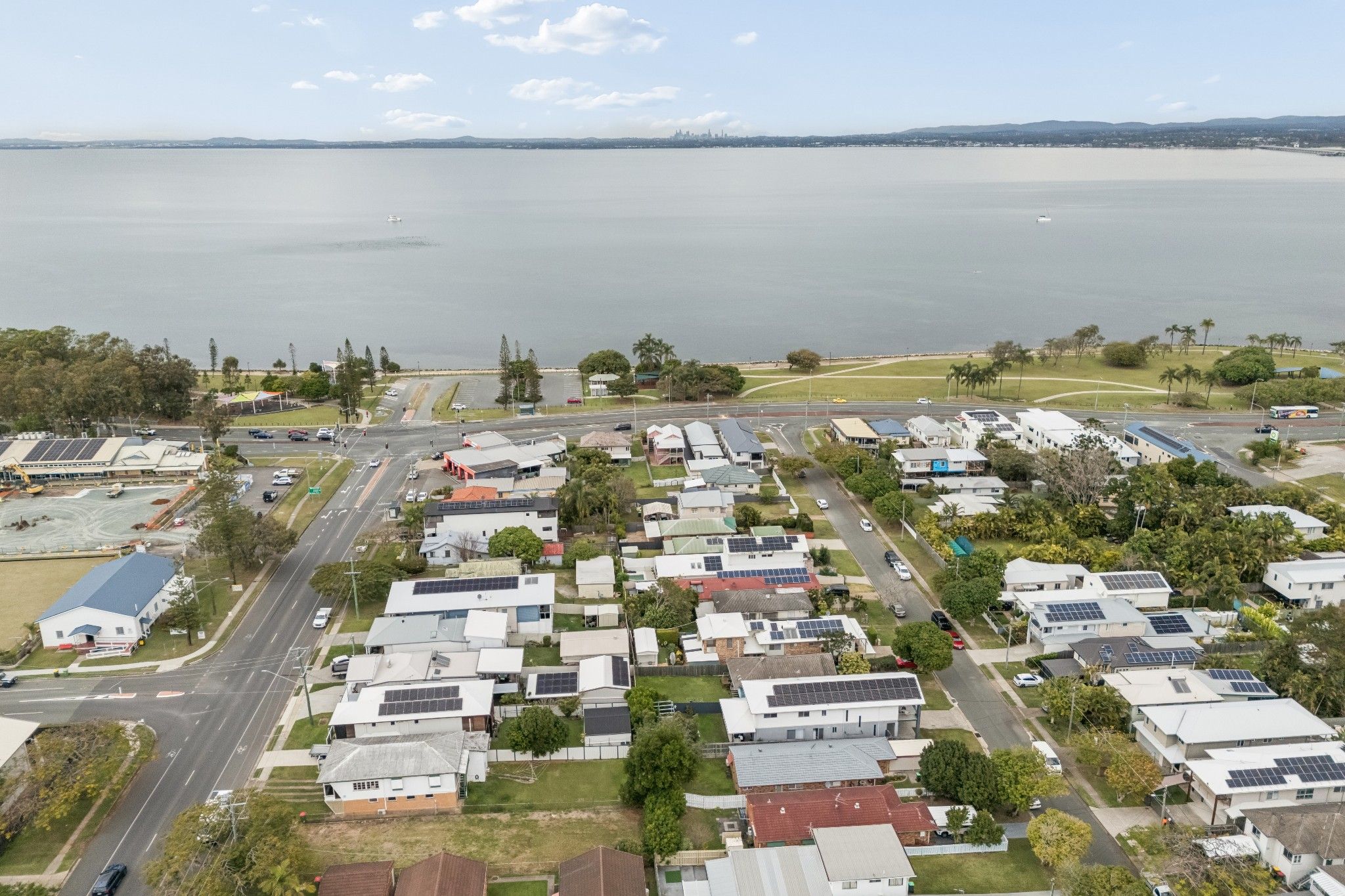 6 Mclennan Street, Woody Point, QLD 4019