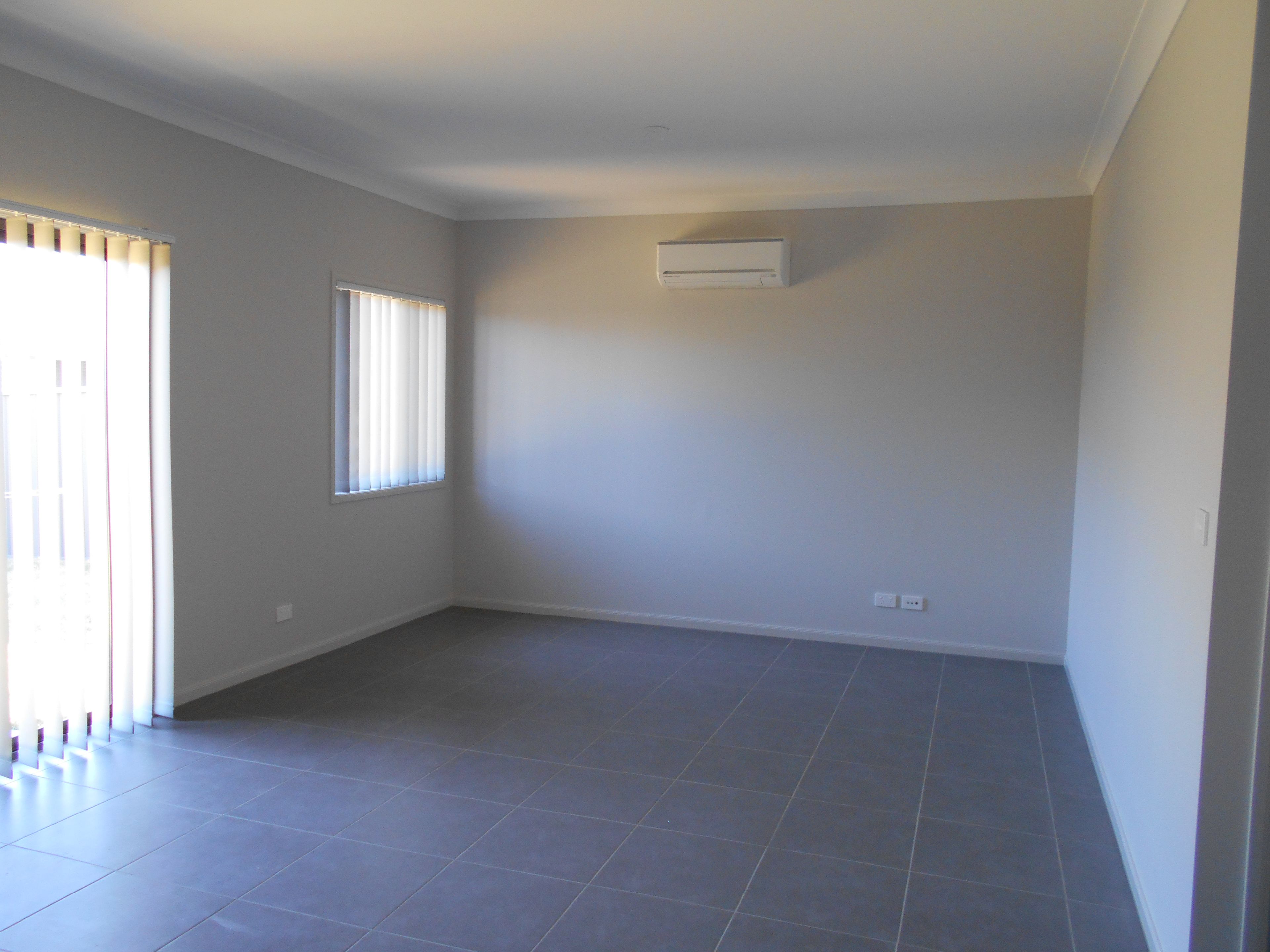 76 Nicholson Parade, Spring Farm, NSW 2570