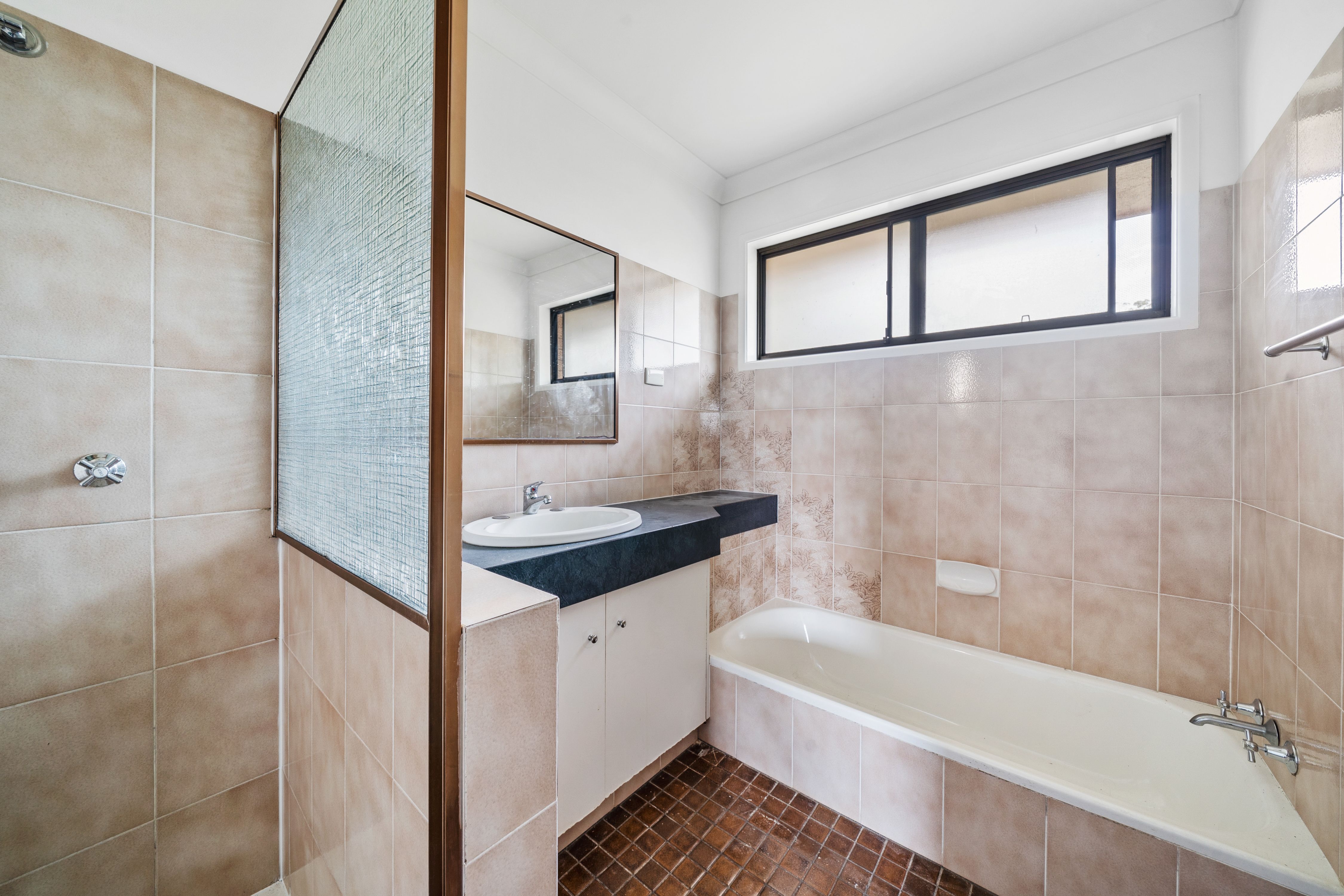 27 Vergulde Road, Regents Park, QLD 4118 - Leased House - Ray White ...