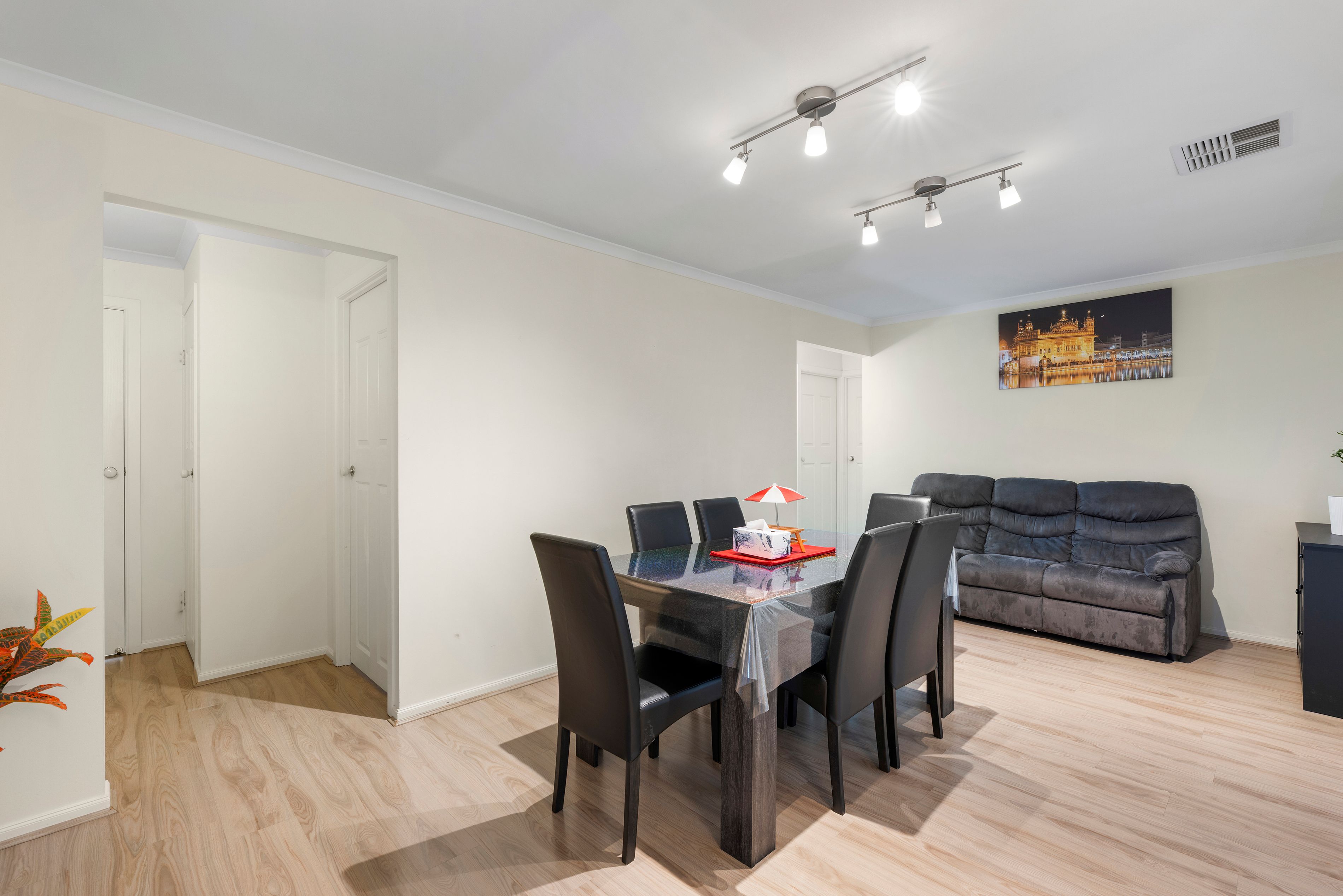 13 Alberta Drive — photo 6 of 19