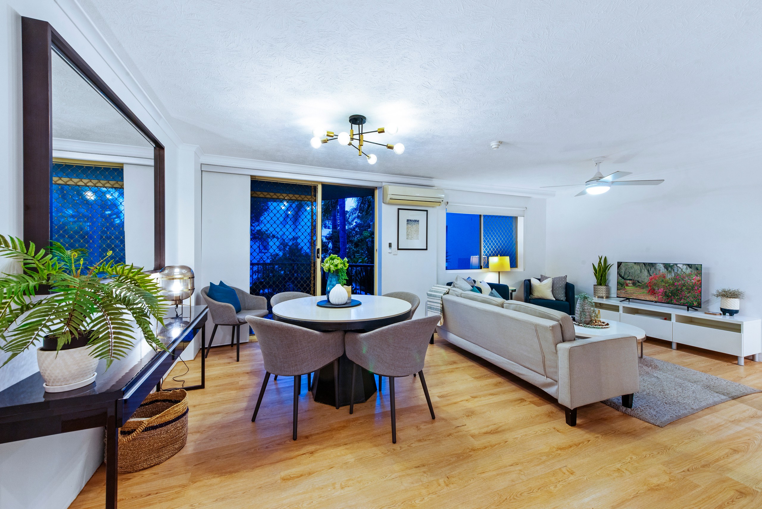 13/418 Marine Parade, Biggera Waters, QLD 4216
