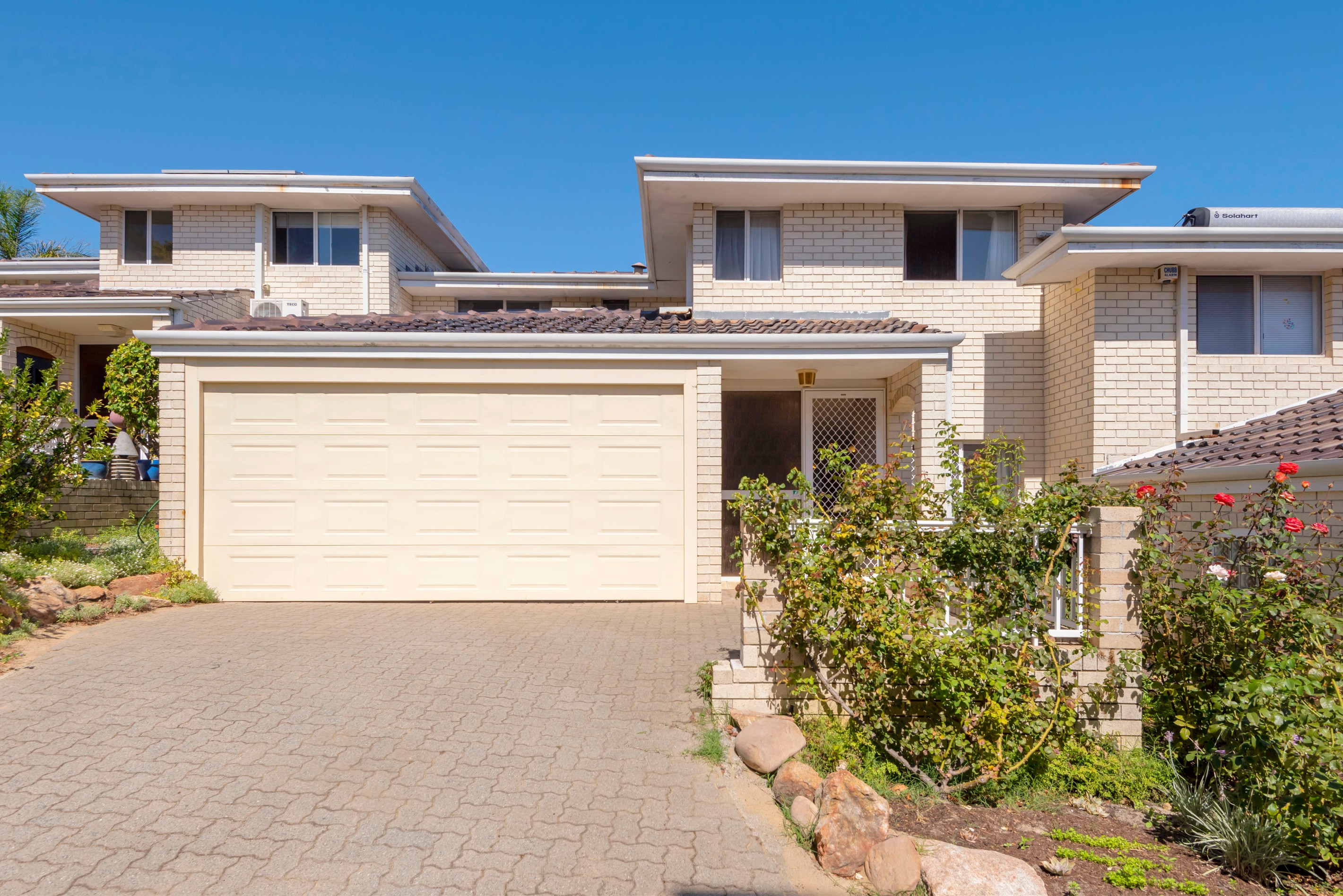 2/25 Robert Street, Como, WA 6152