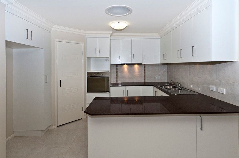 1/16 High Court Drive, Wilsonton Heights, QLD 4350