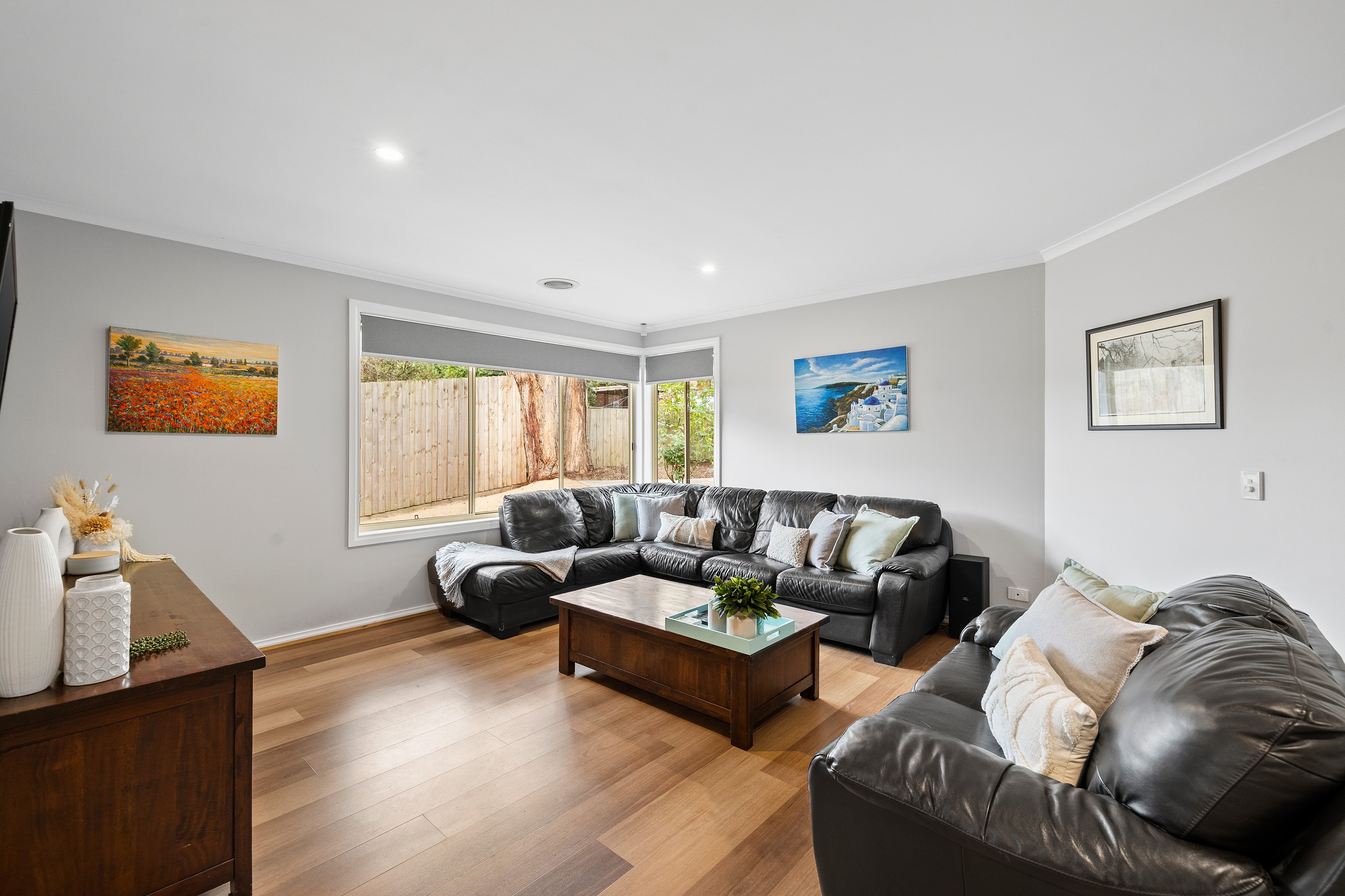 2/5 Christopher Avenue, The Basin, VIC 3154