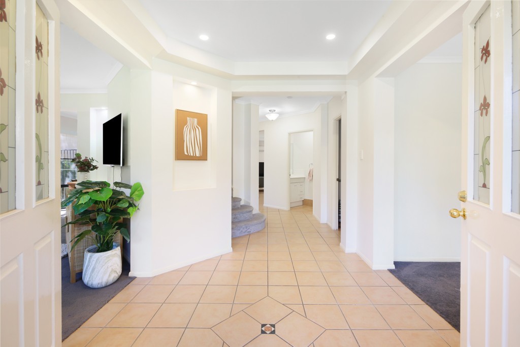 46 Whiteash Road, Bonogin, QLD 4213