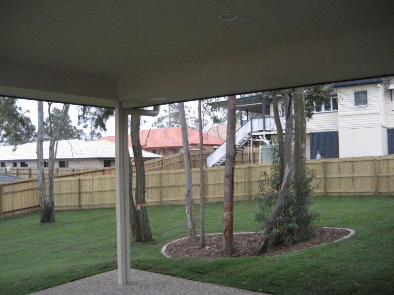 28 Flower Place, Richlands, QLD 4077