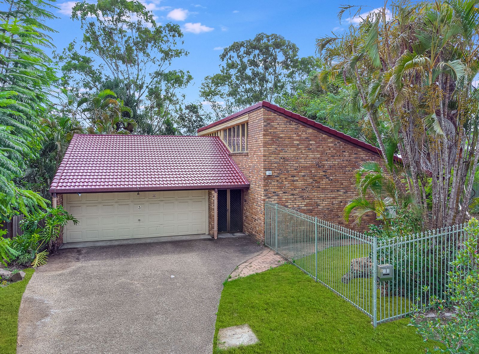 3 Broadmoor Street, Kenmore Hills, QLD 4069 Sold House Ray White