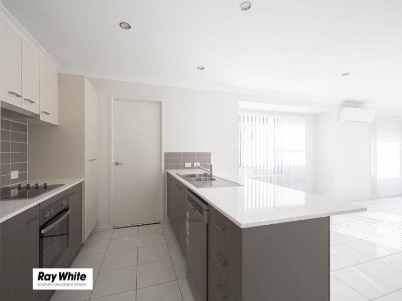 4 Avondale Drive, Pimpama, QLD 4209