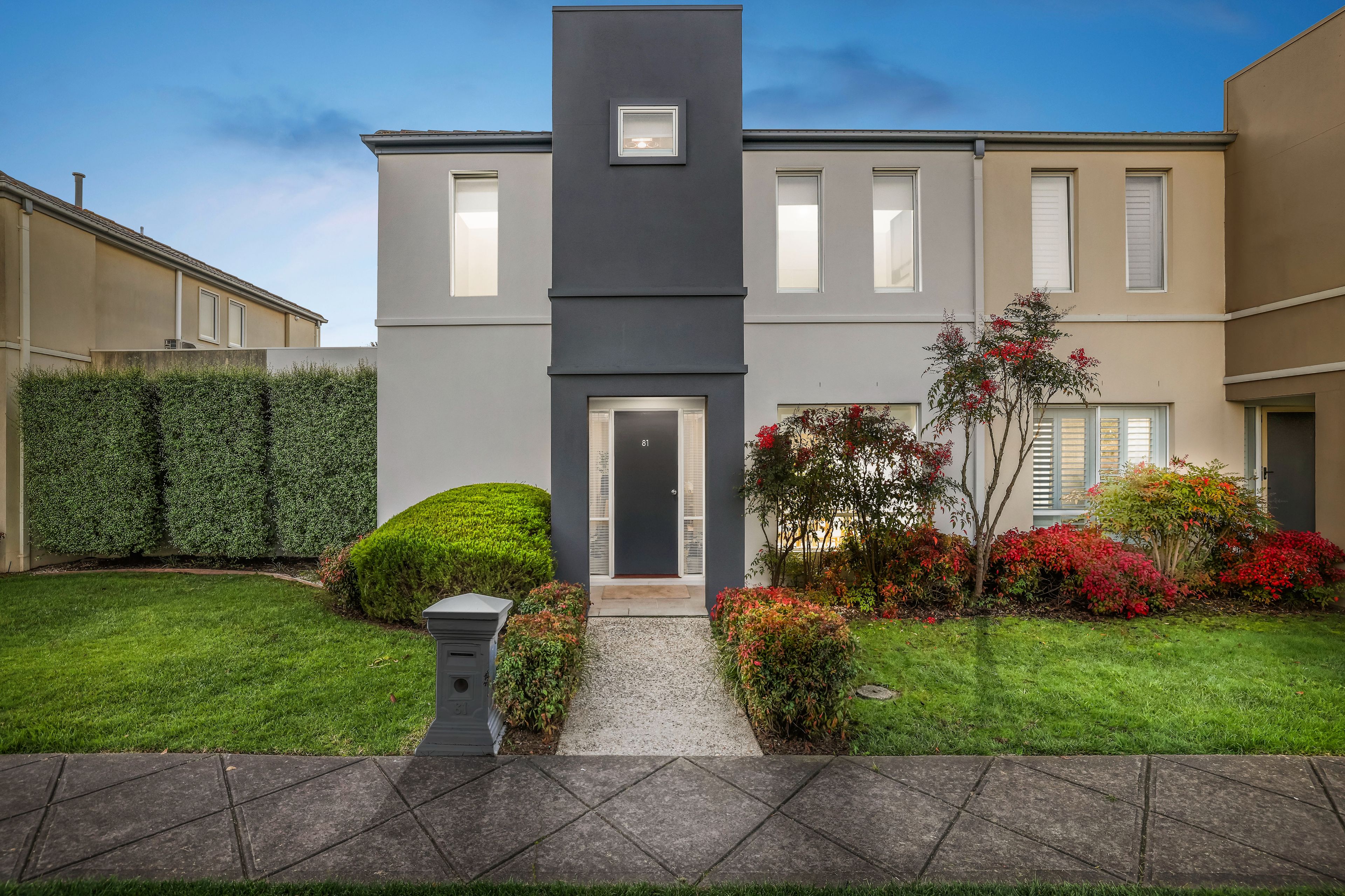 81 Sovereign Manors Crescent, Rowville, VIC 3178 Sold House Ray