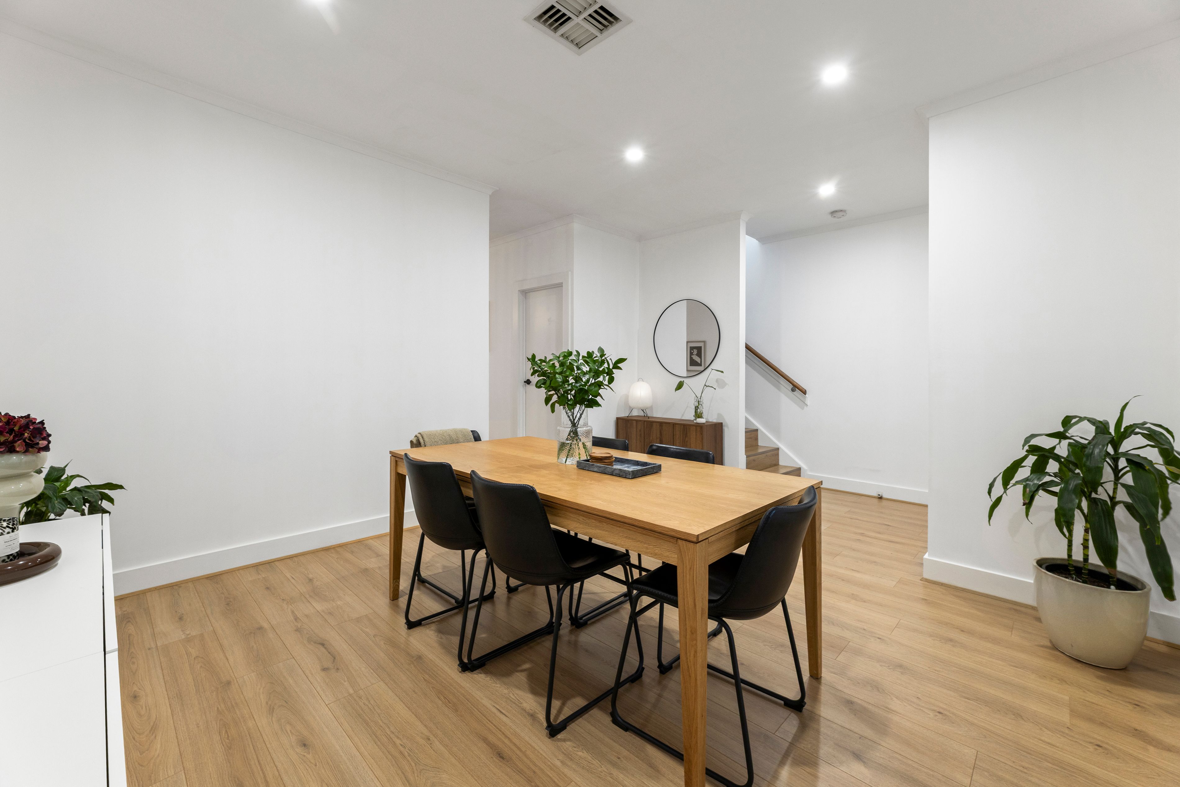 9/19 Margaret Street — photo 4 of 15