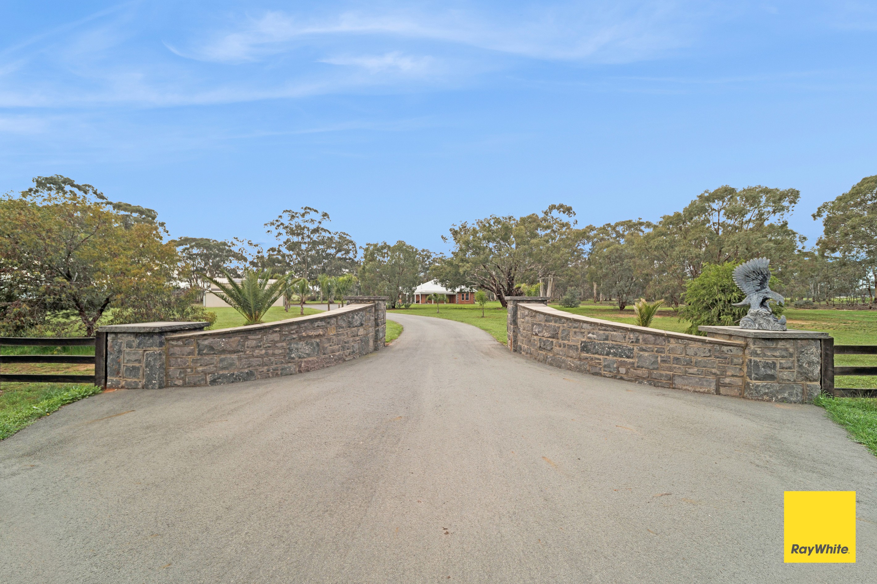 20 Stephens Road, Neilborough, VIC 3570