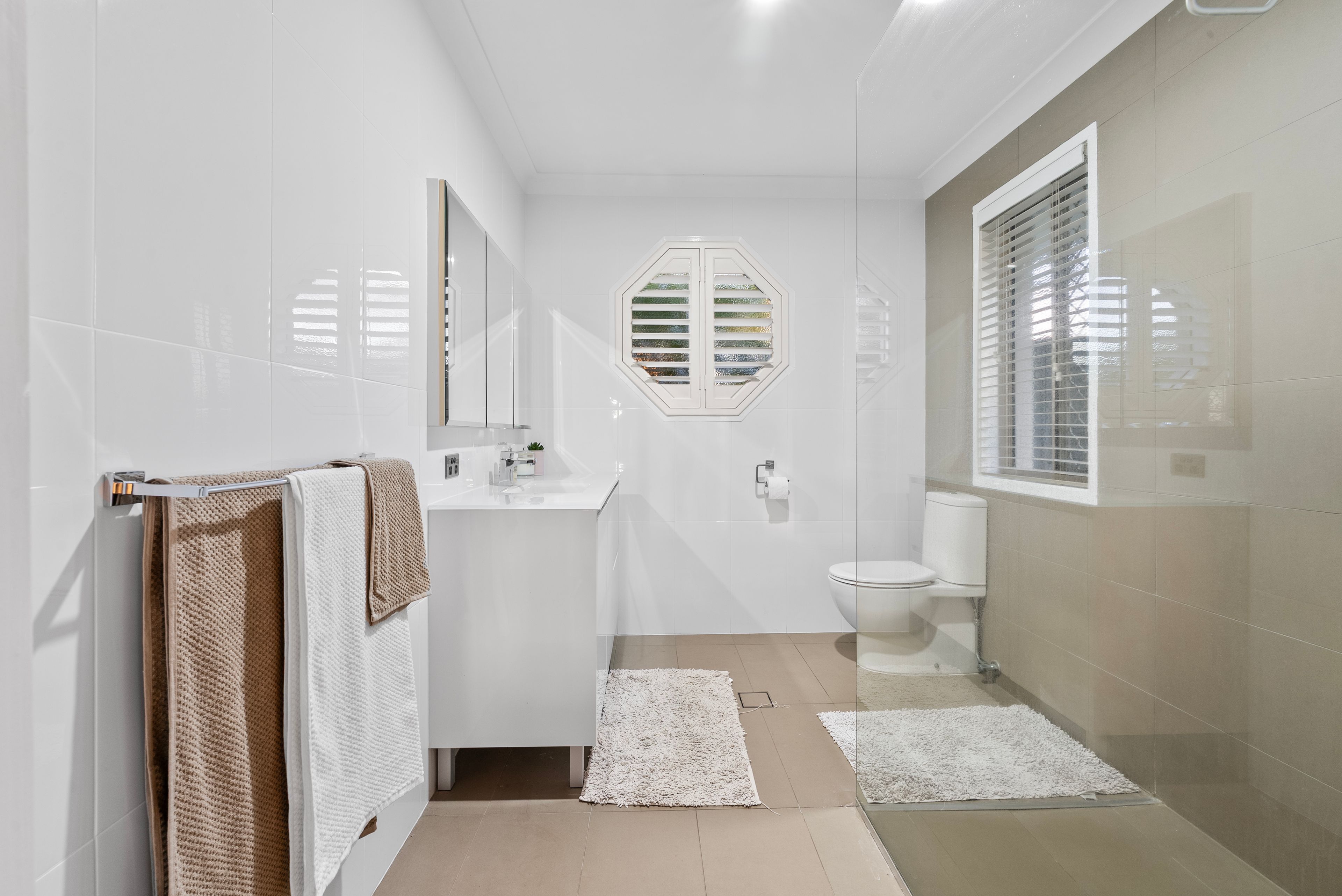 17 Tuggeranong Avenue — photo 7 of 27