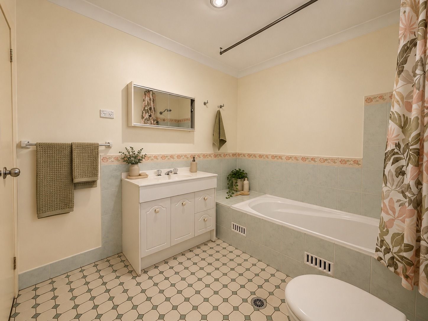 3a Ellen Place — photo 6 of 9