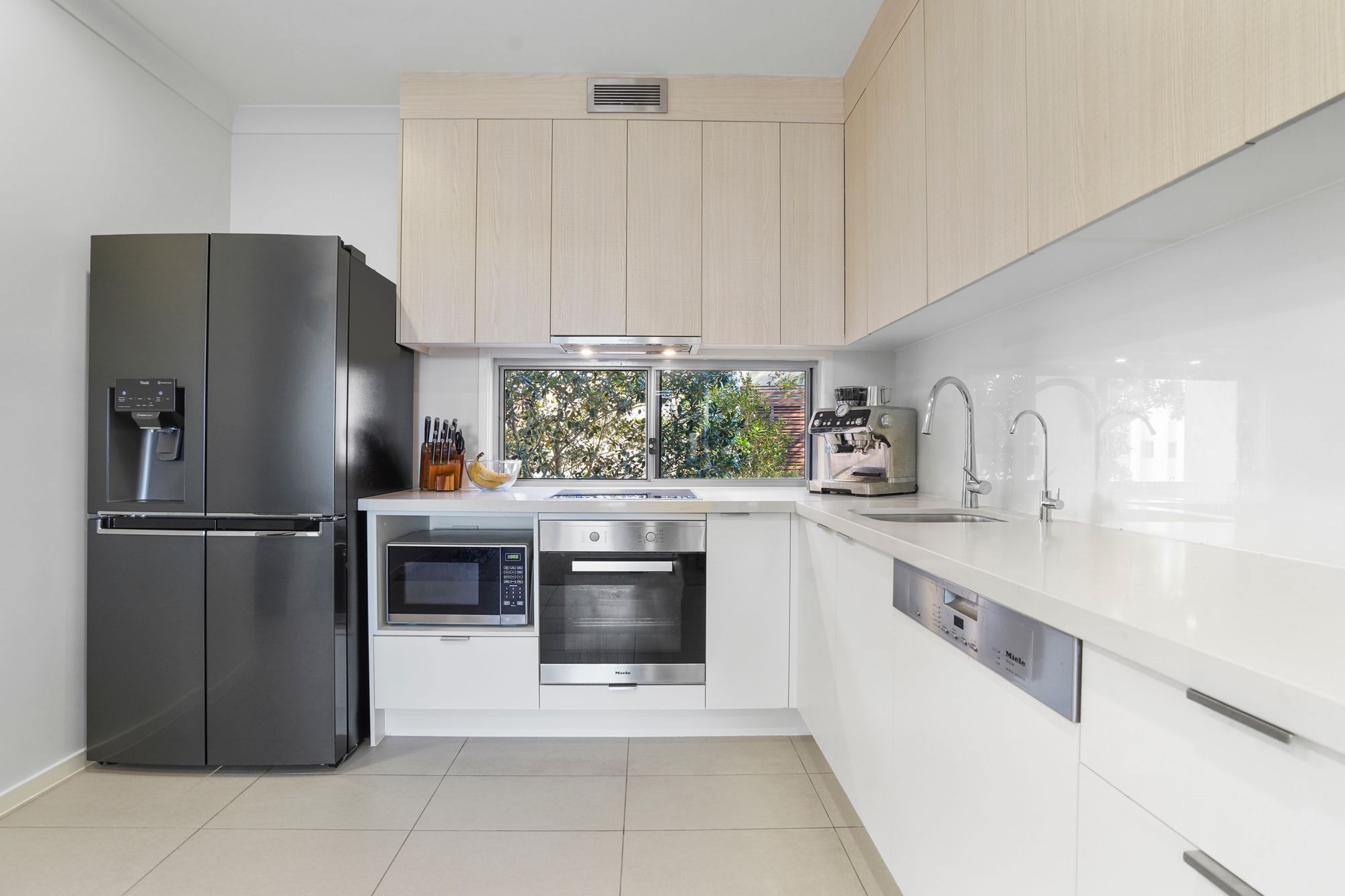 23/3028 The Boulevard, Carrara, QLD 4211