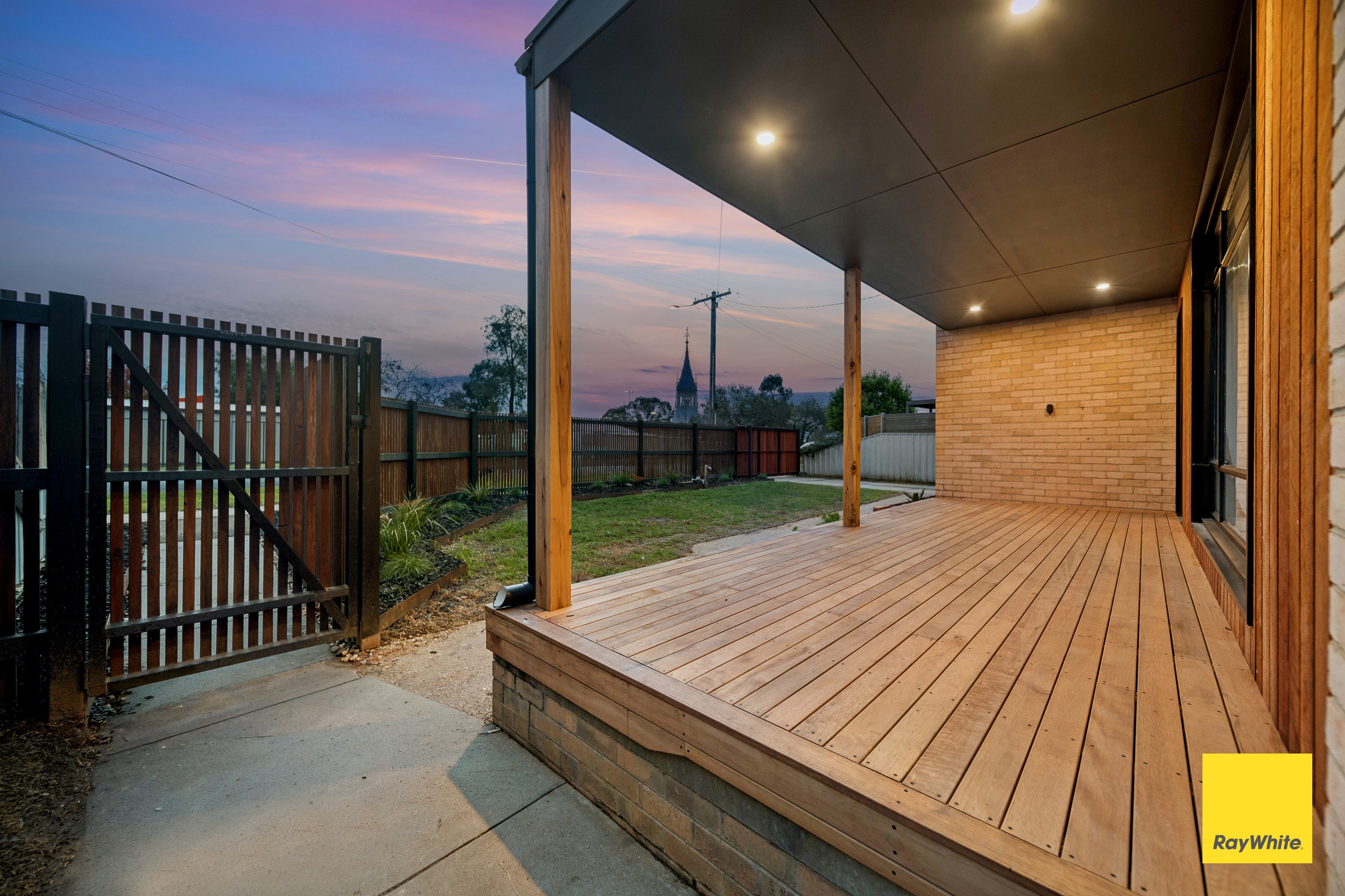 12 Neil Street, Kangaroo Flat, VIC 3555