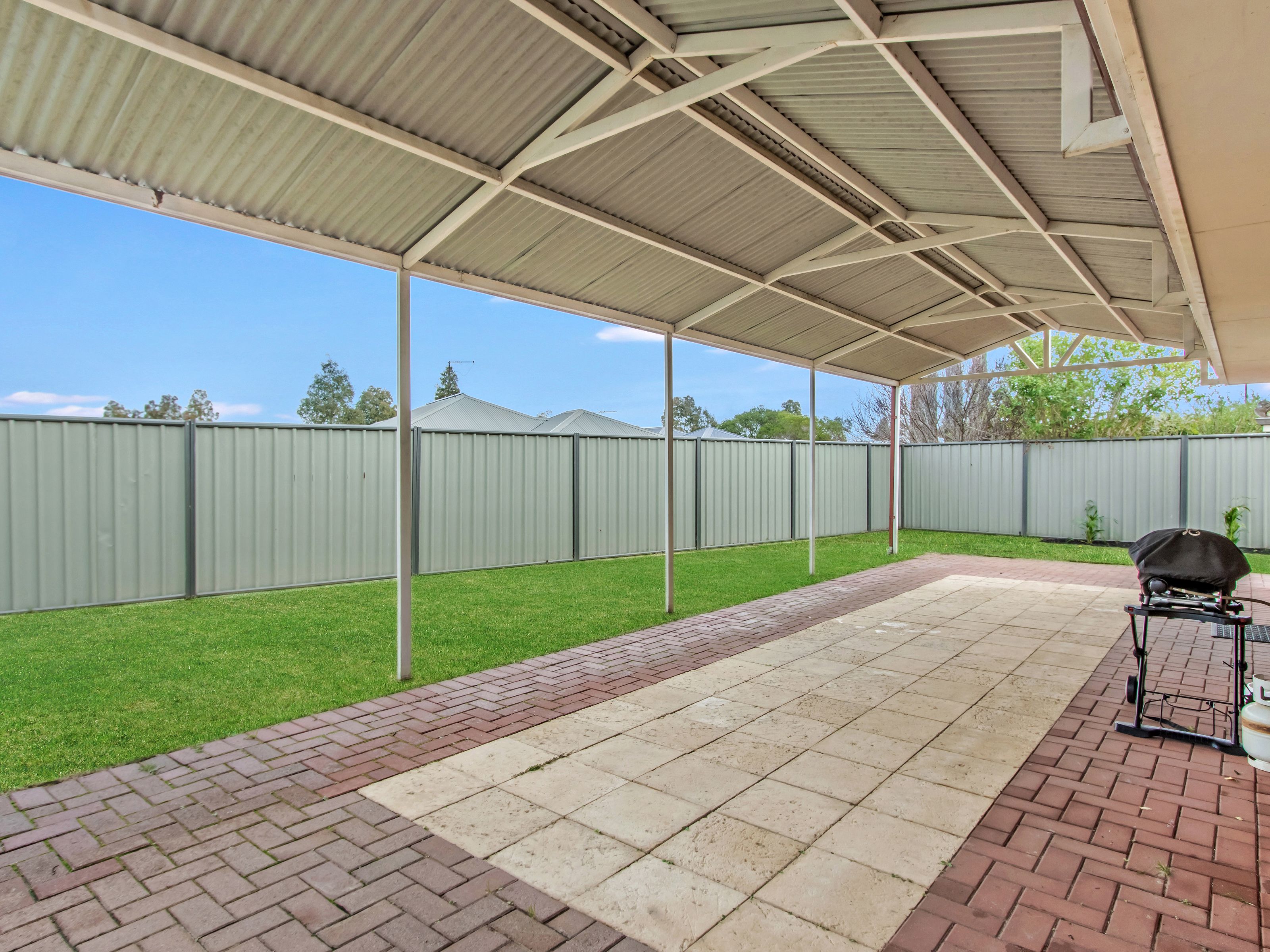 7 Vivien Avenue, Baldivis, WA 6171