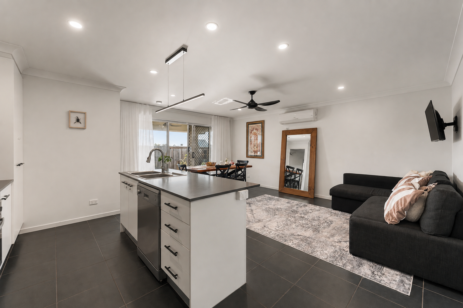 29 Clove Street — photo 7 of 19