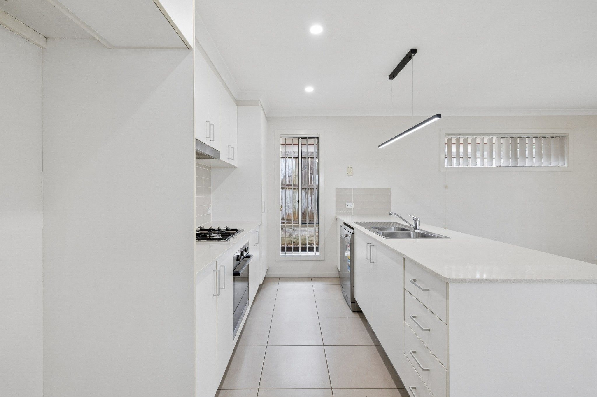 11 Dunes Crescent — photo 6 of 25