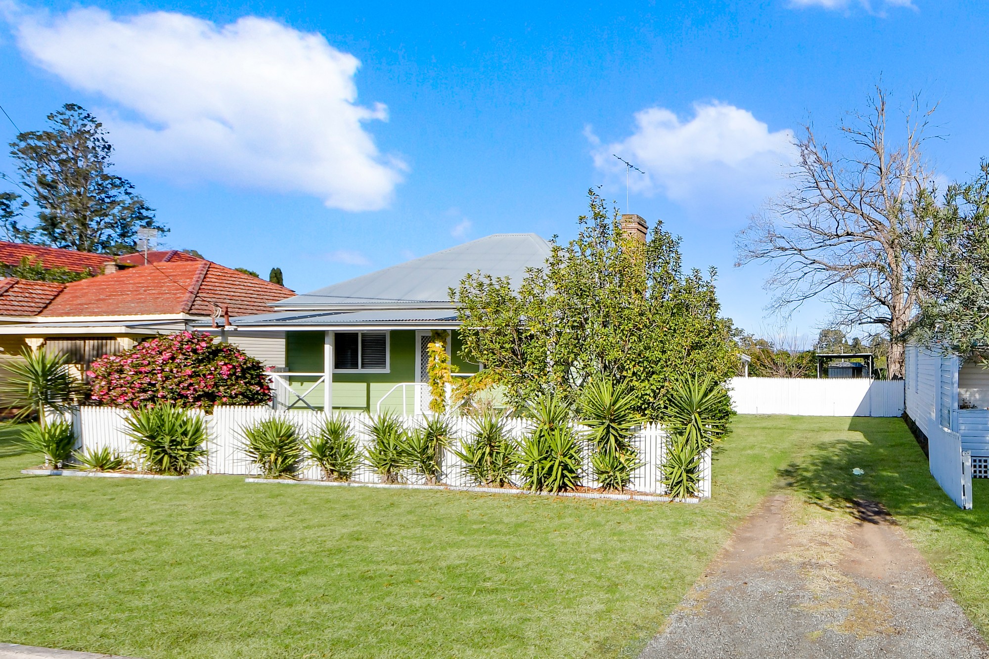 Elderslie, NSW 2570