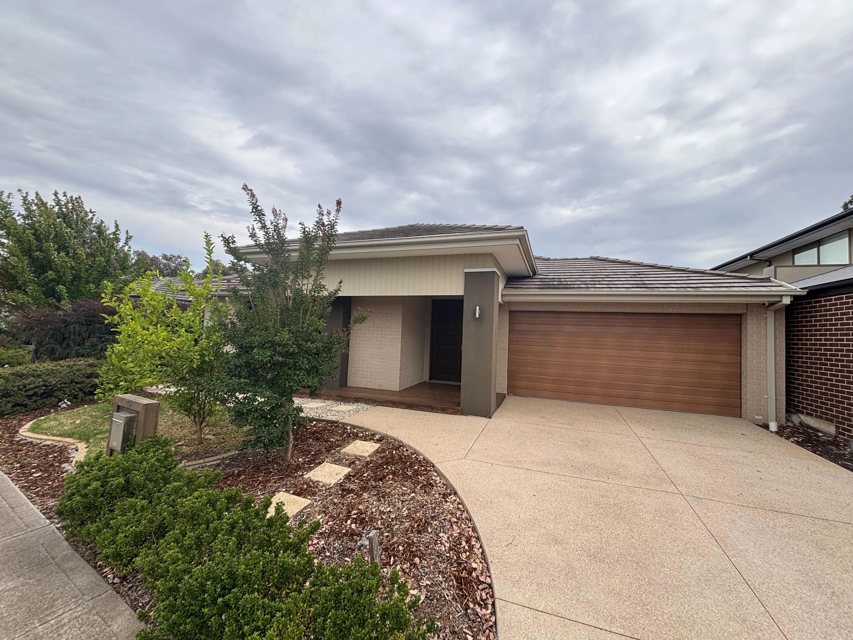 35 ROCKGARDEN Drive, Truganina, VIC 3029