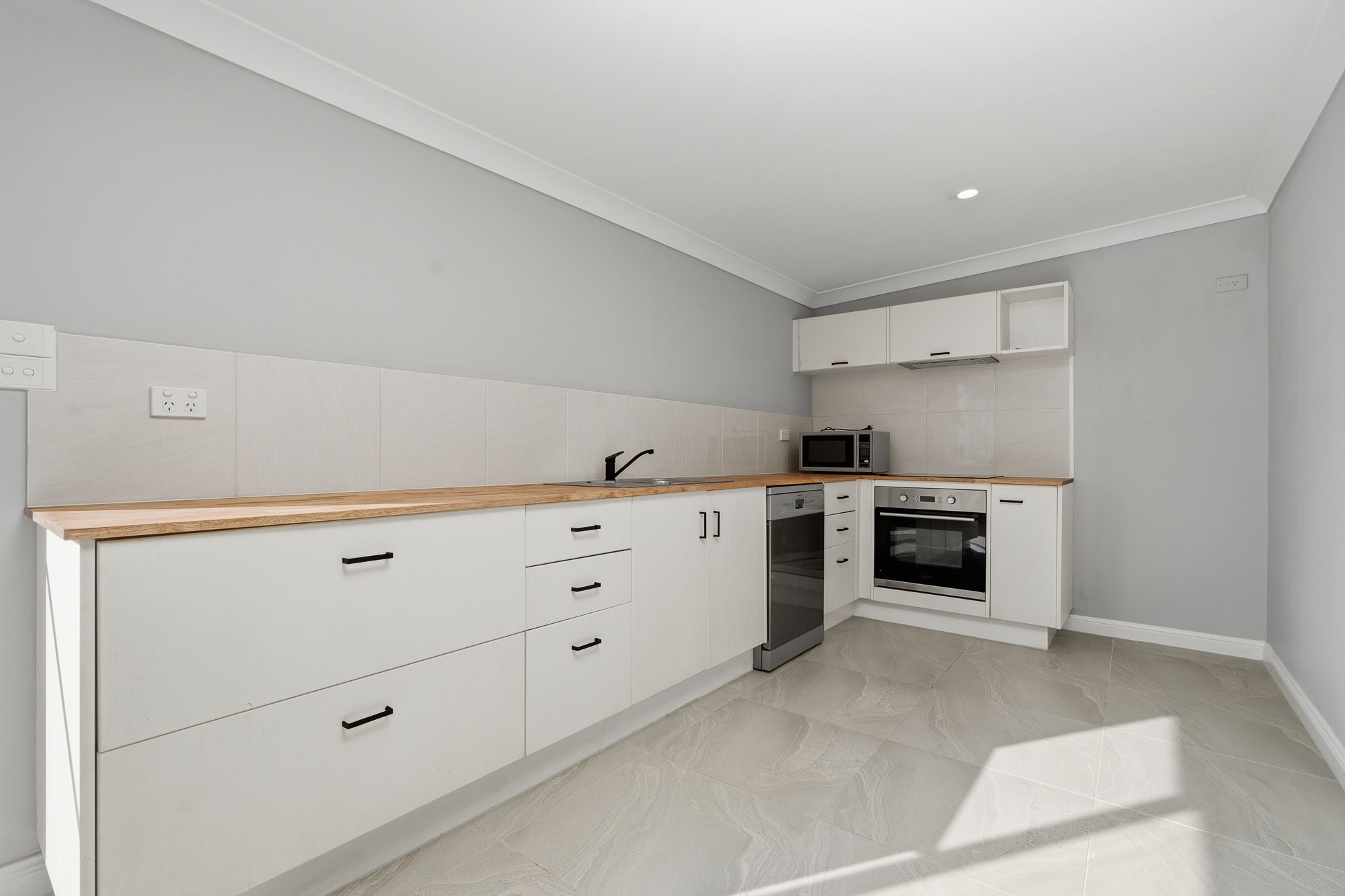 97 Obley Street — photo 5 of 25