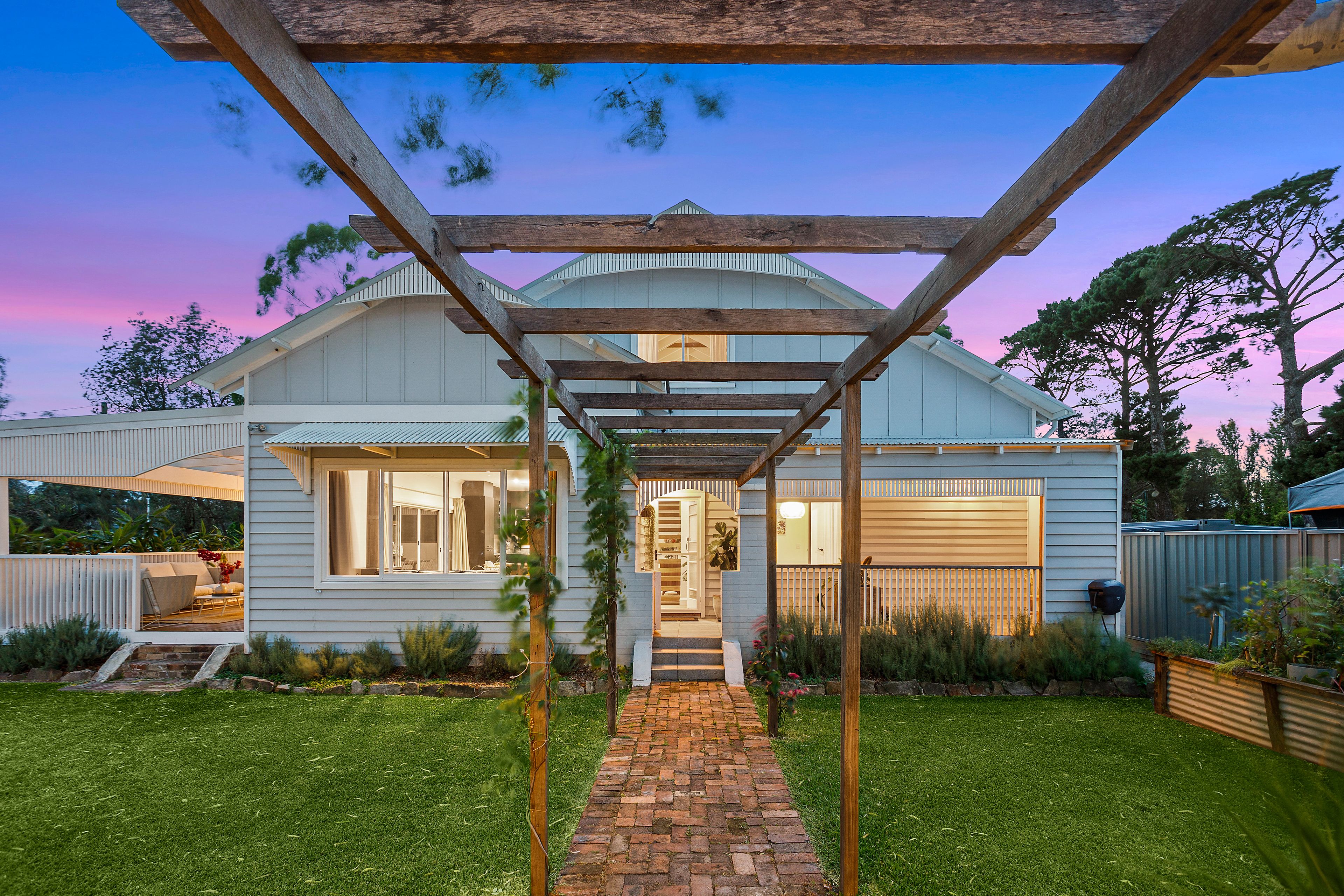 1 Windang Road, Primbee, NSW 2502