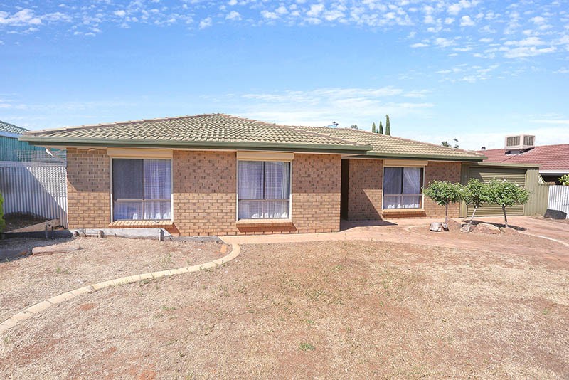7 California Avenue, Craigmore, SA 5114