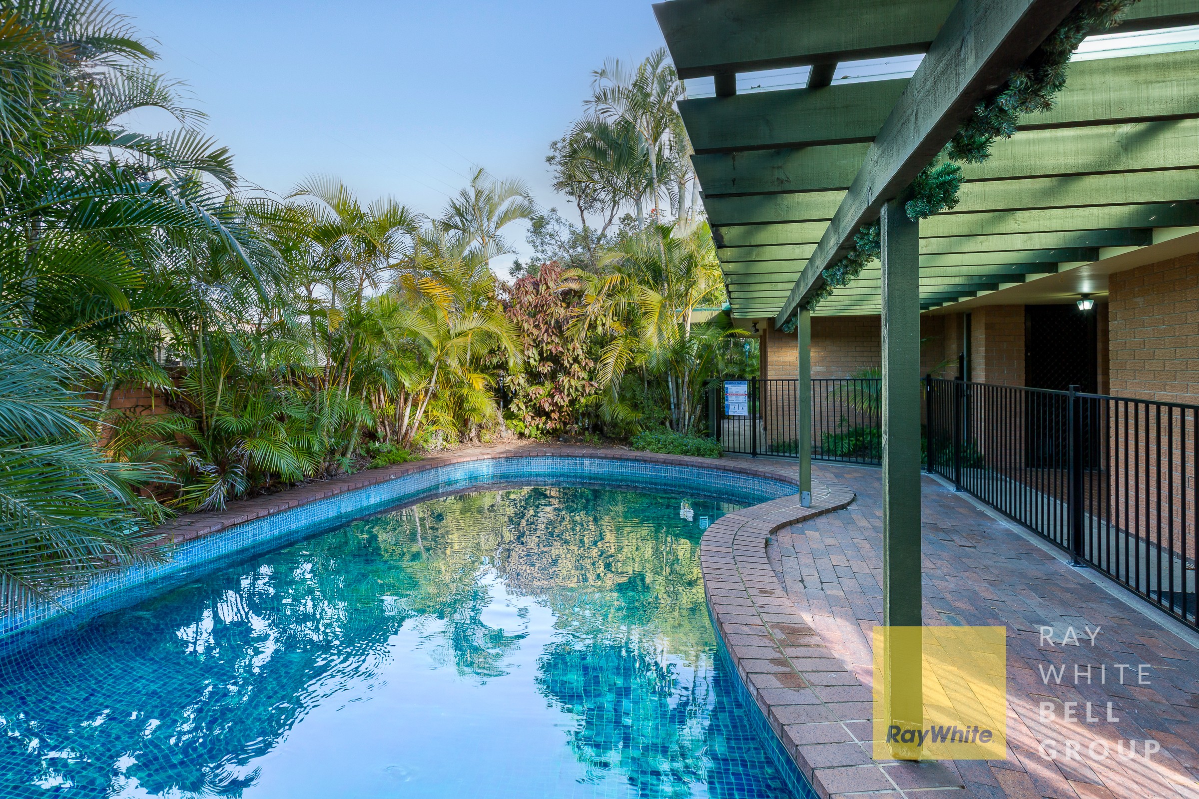 6 Vatakoula Parade, Mermaid Waters, QLD 4218
